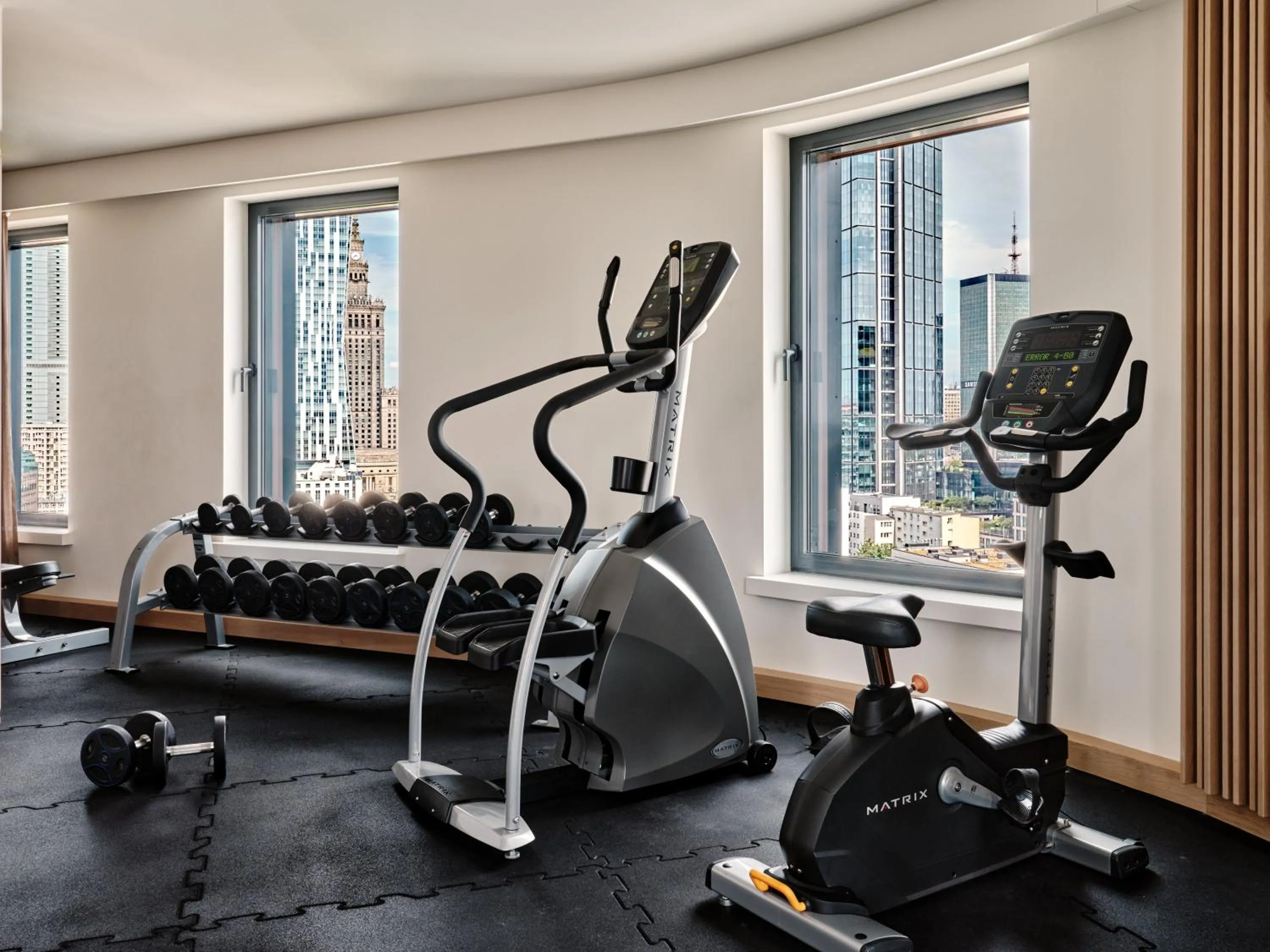 Fitness centre/facilities in Holiday Inn - Warsaw City Centre by IHG