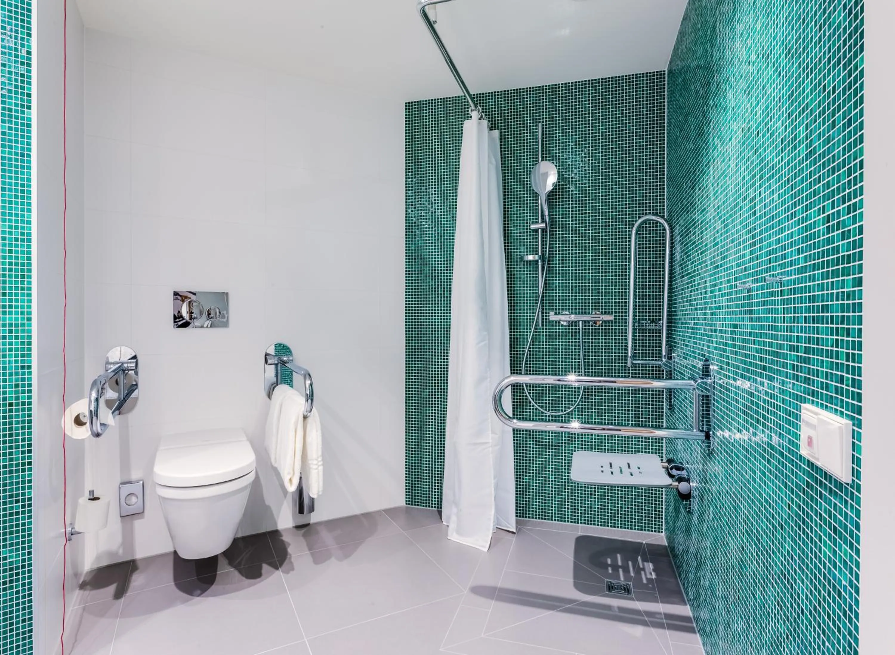 Photo of the whole room in Holiday Inn - Warsaw City Centre by IHG