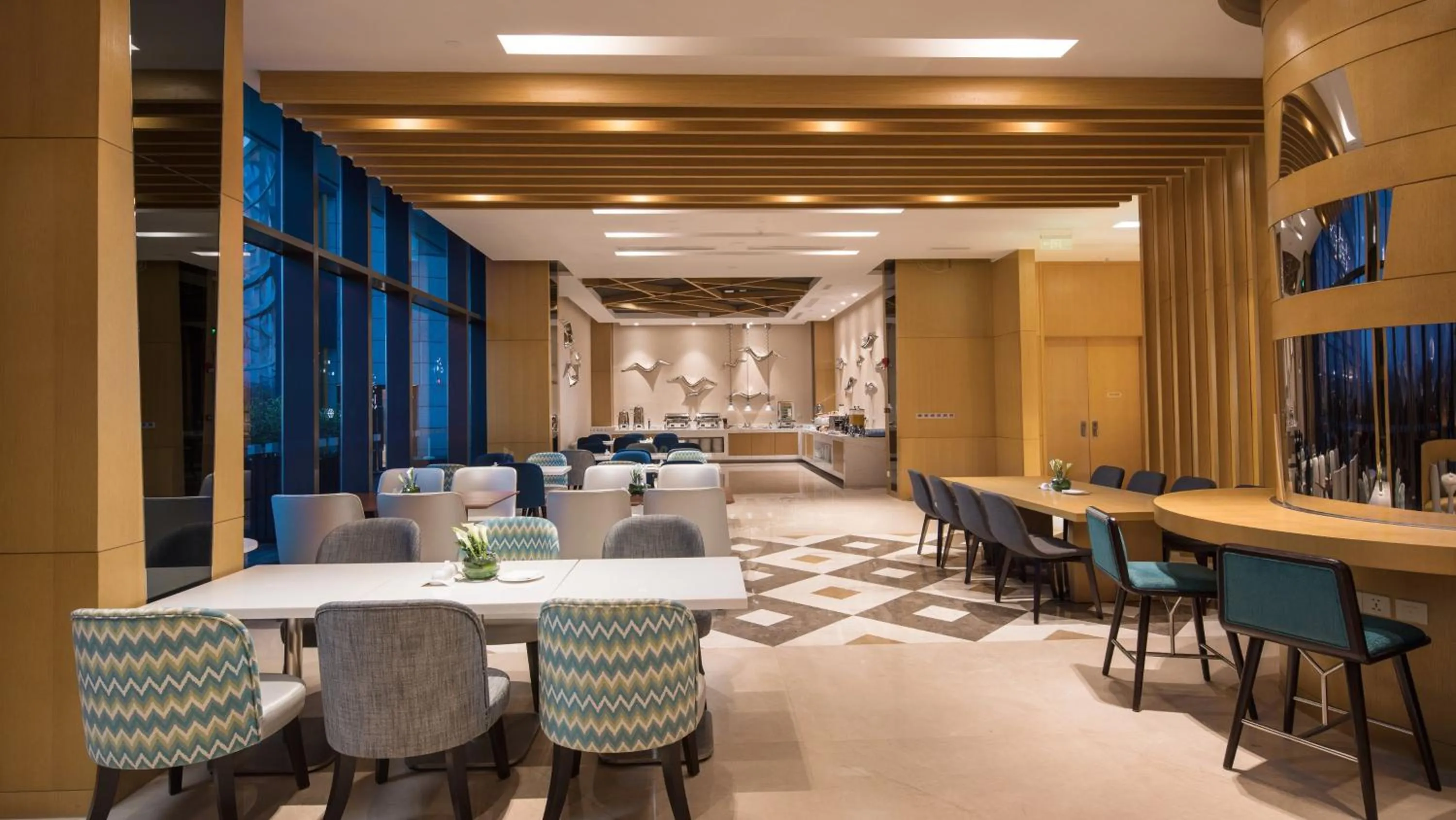 Restaurant/places to eat in Holiday Inn Express Suzhou Taihu Lake by IHG