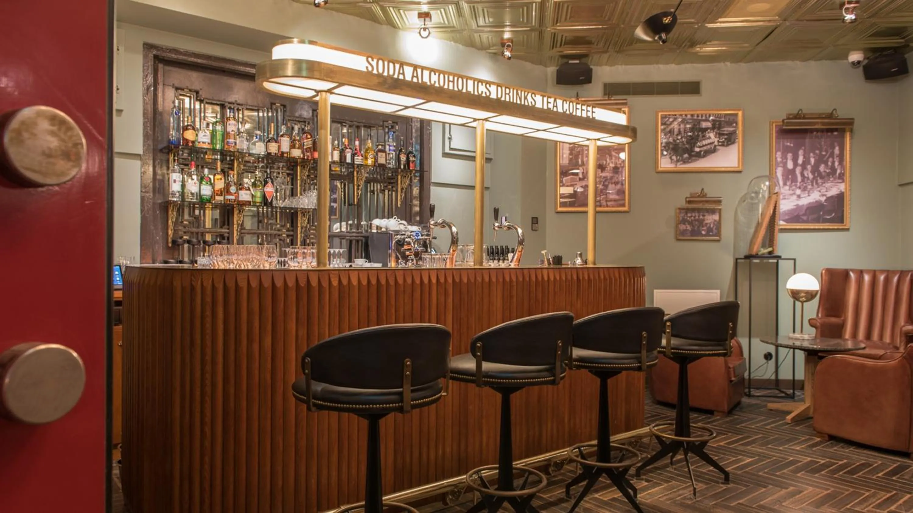 Lounge or bar in Hotel Indigo The Hague - Palace Noordeinde by IHG