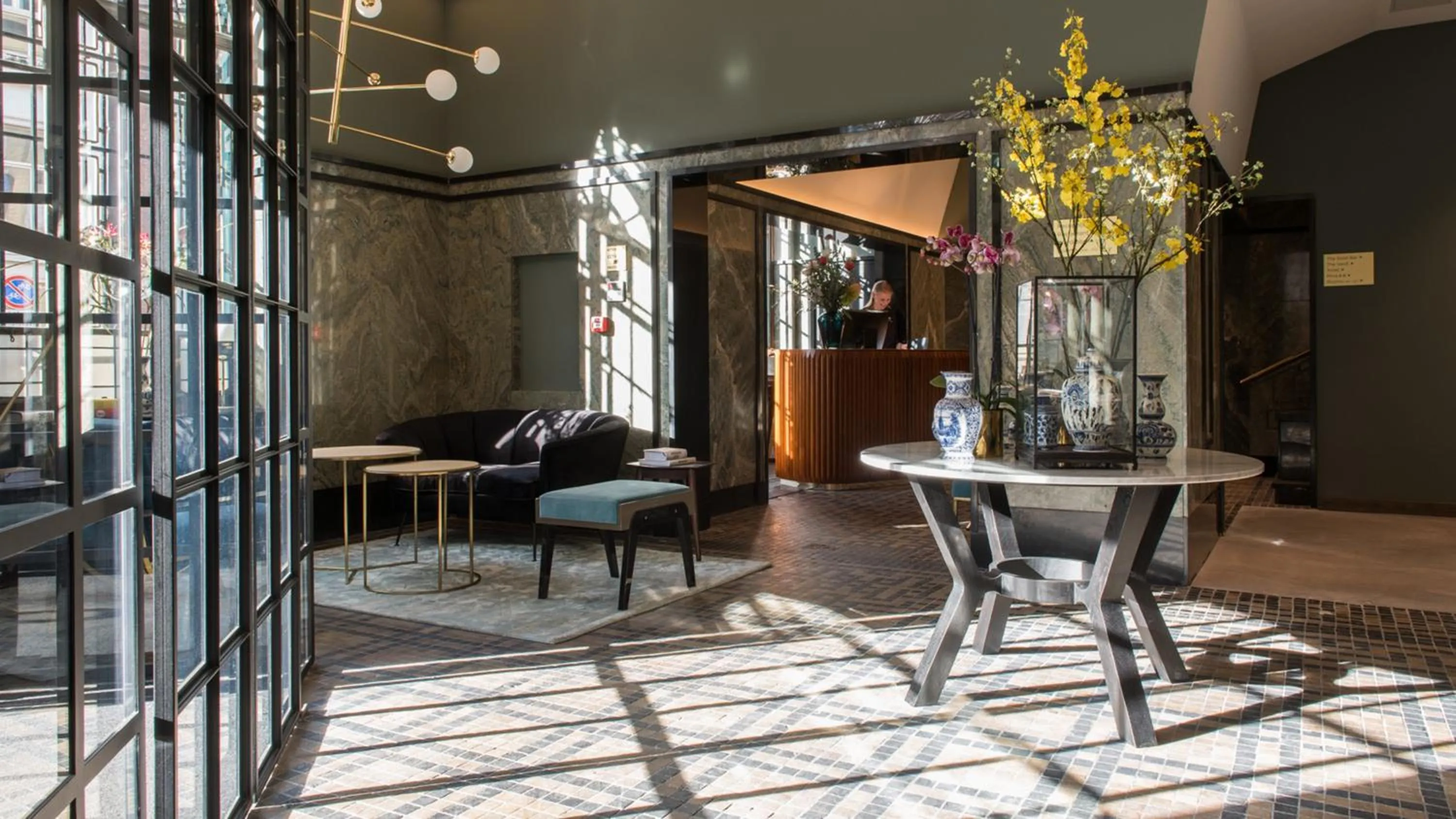 Property building in Hotel Indigo The Hague - Palace Noordeinde by IHG