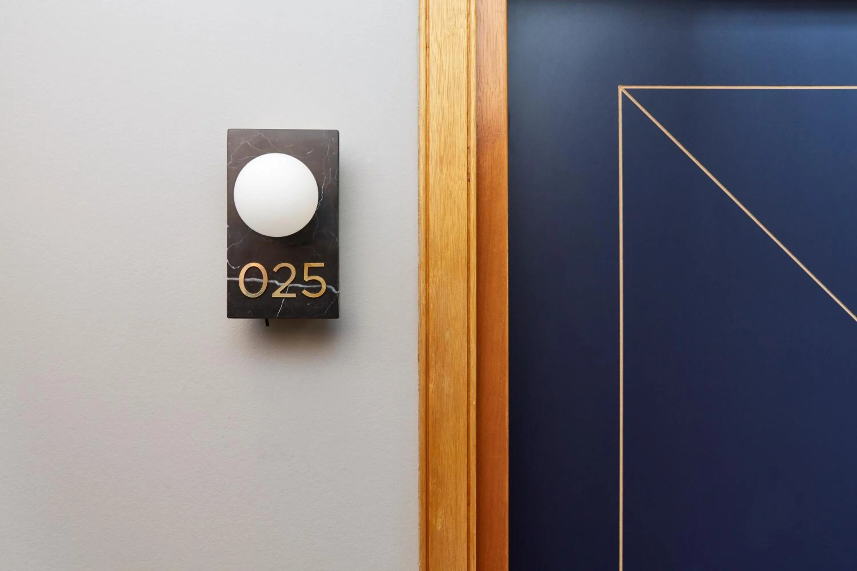 Property building in Hotel Indigo The Hague - Palace Noordeinde by IHG