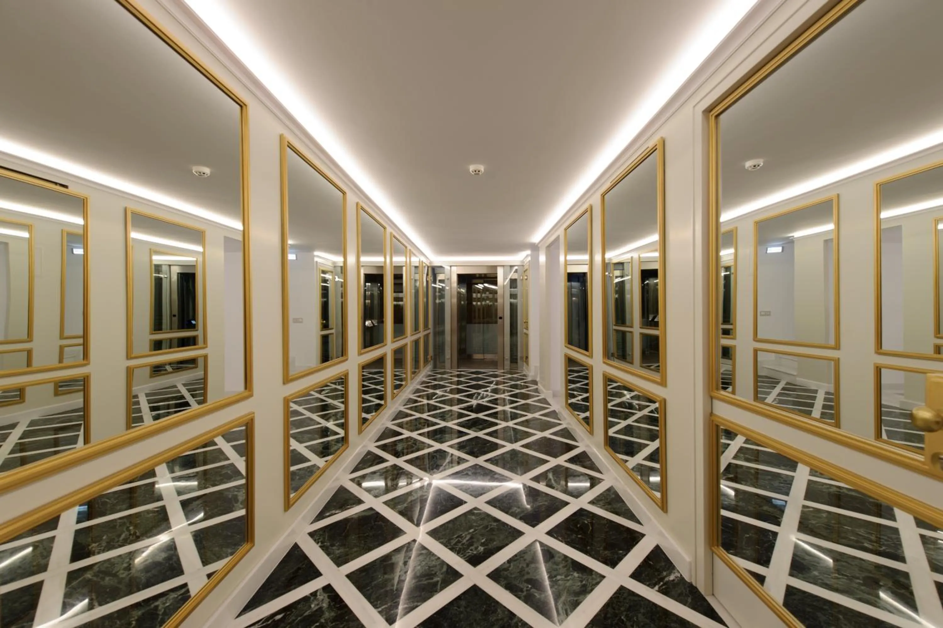 Lobby or reception in Irida Parga