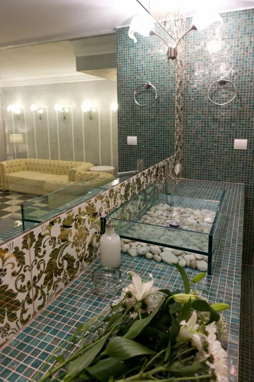 Bathroom in Irida Parga