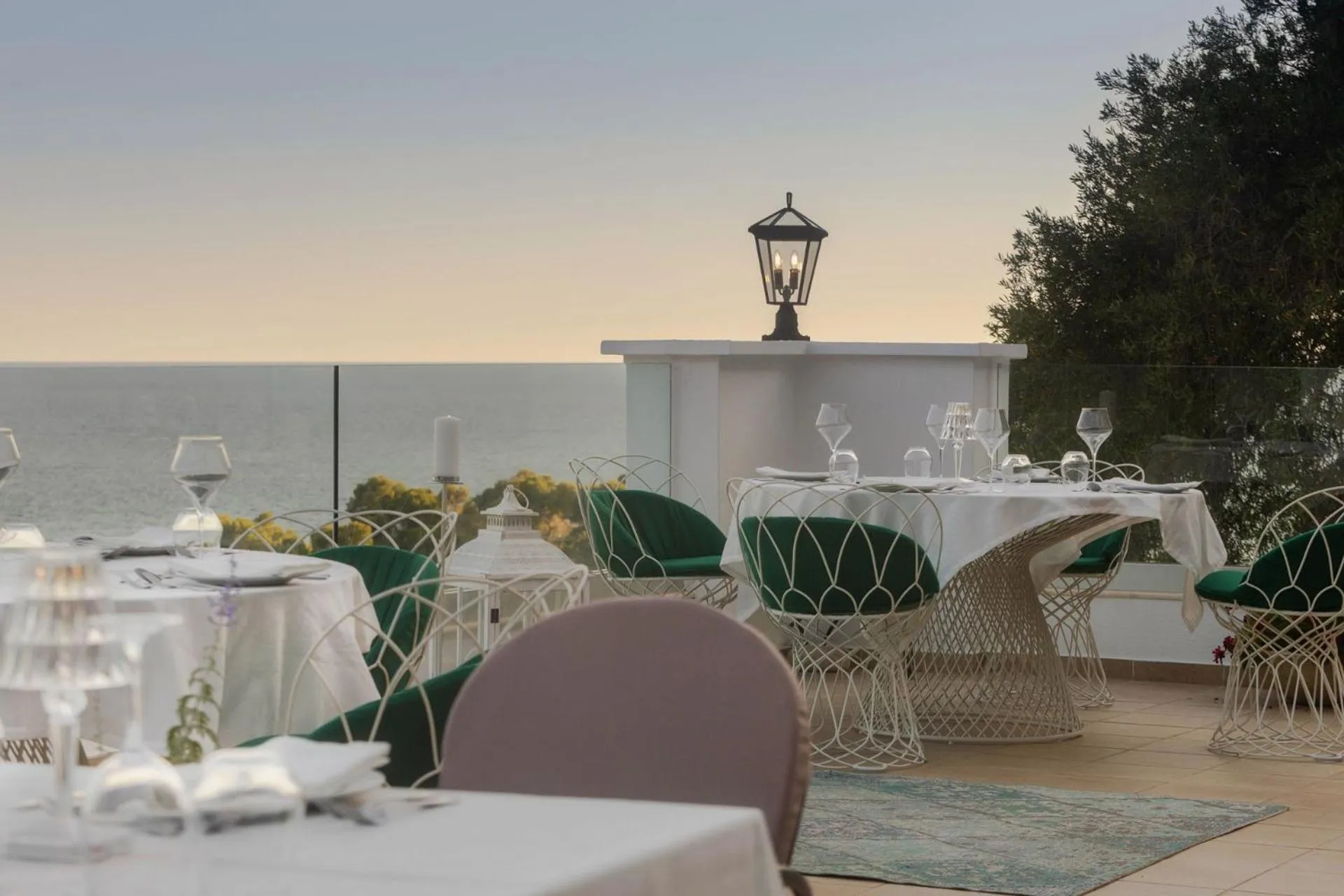 Restaurant/places to eat in Irida Parga