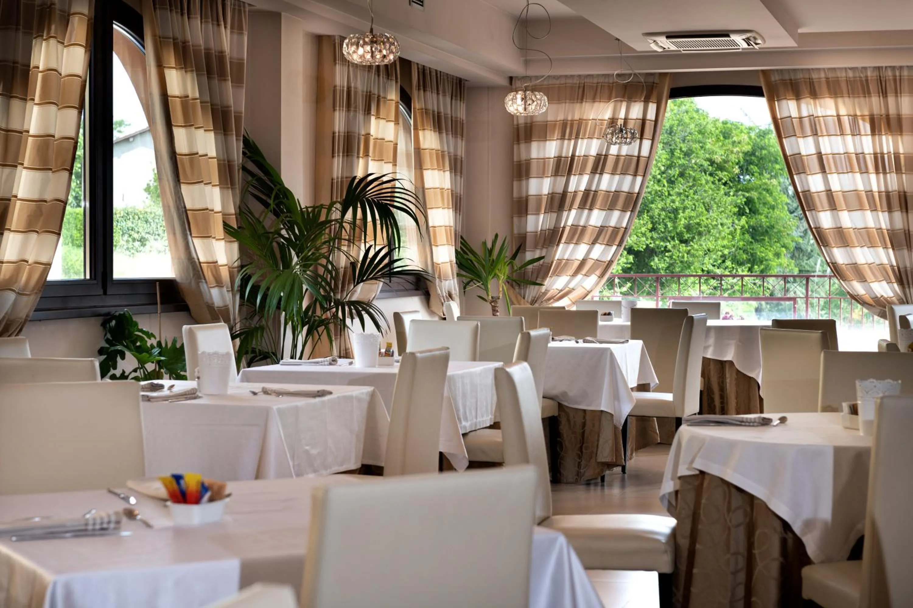 Breakfast in Hotel La Cartiera