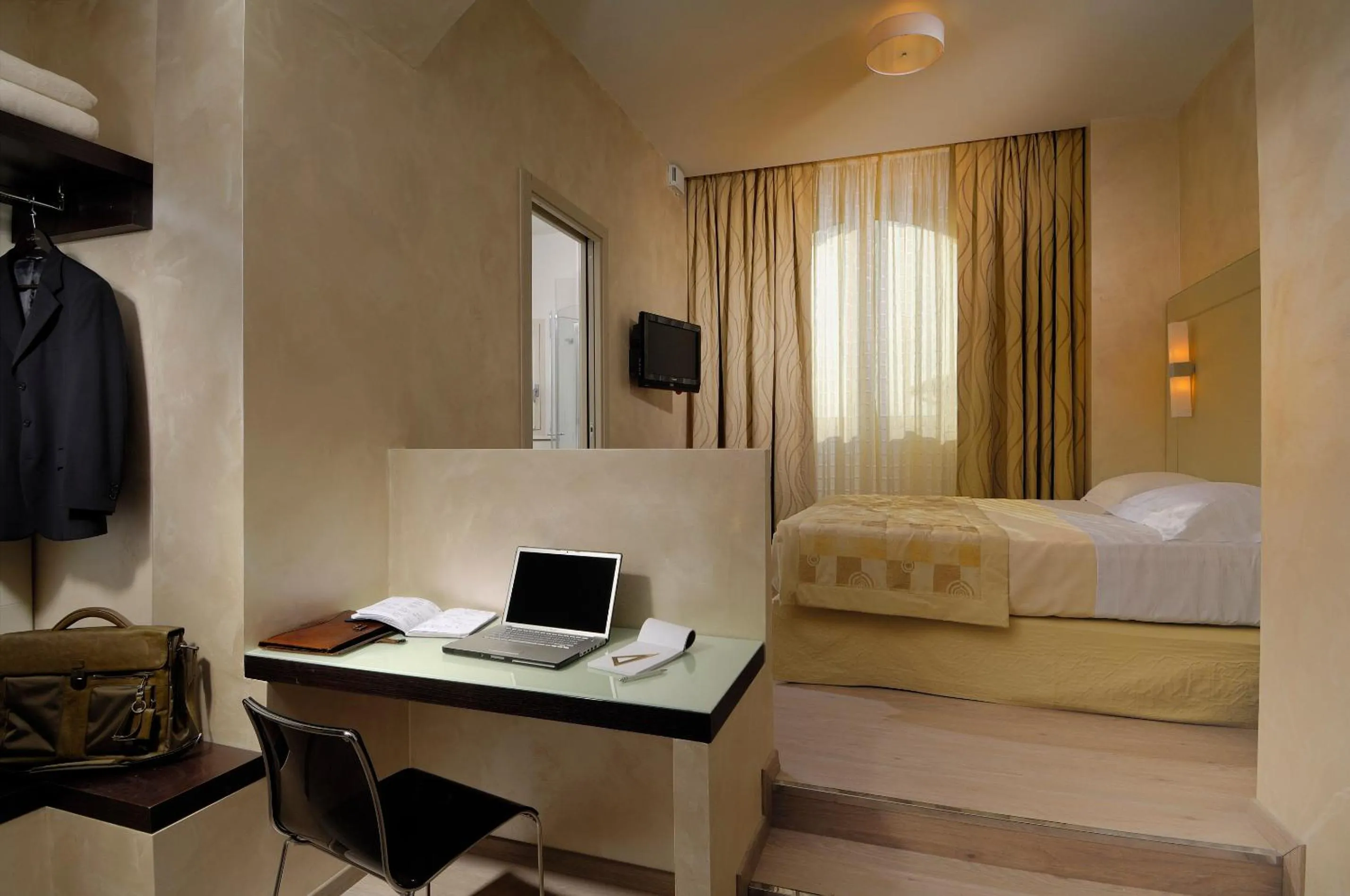 Photo of the whole room, Bed in Hotel La Cartiera