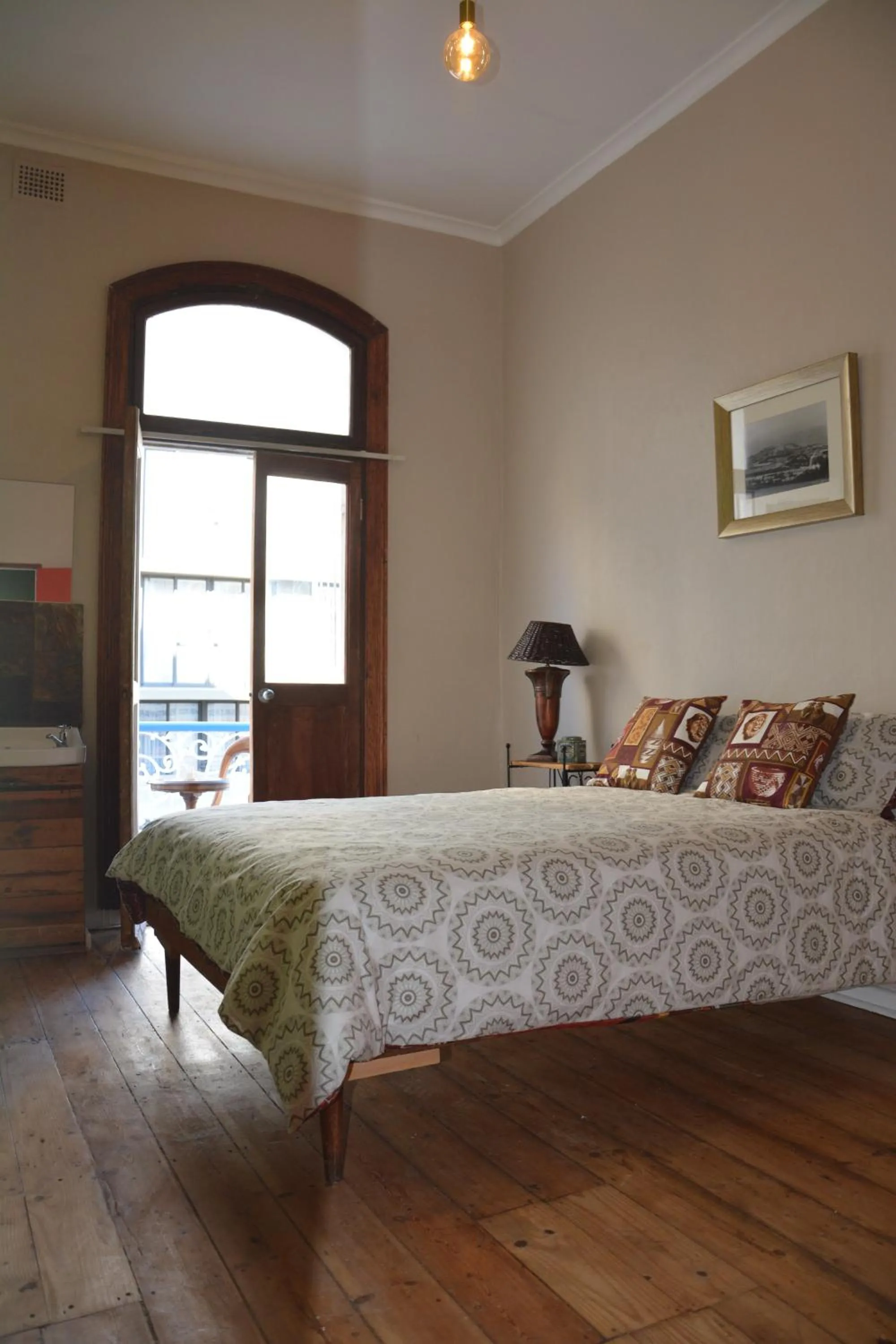 Bed in Urban Hive Backpackers