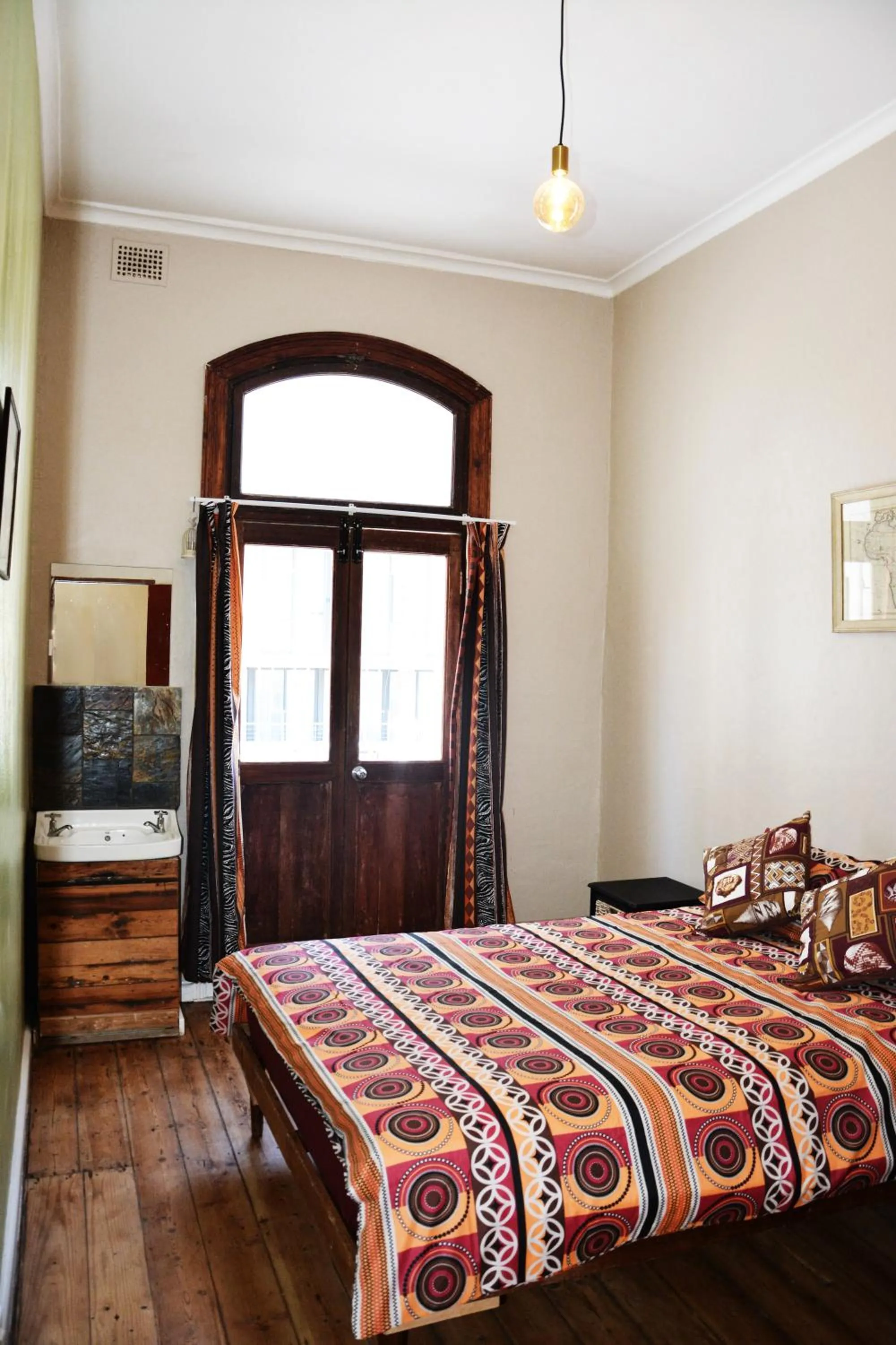 Bed in Urban Hive Backpackers