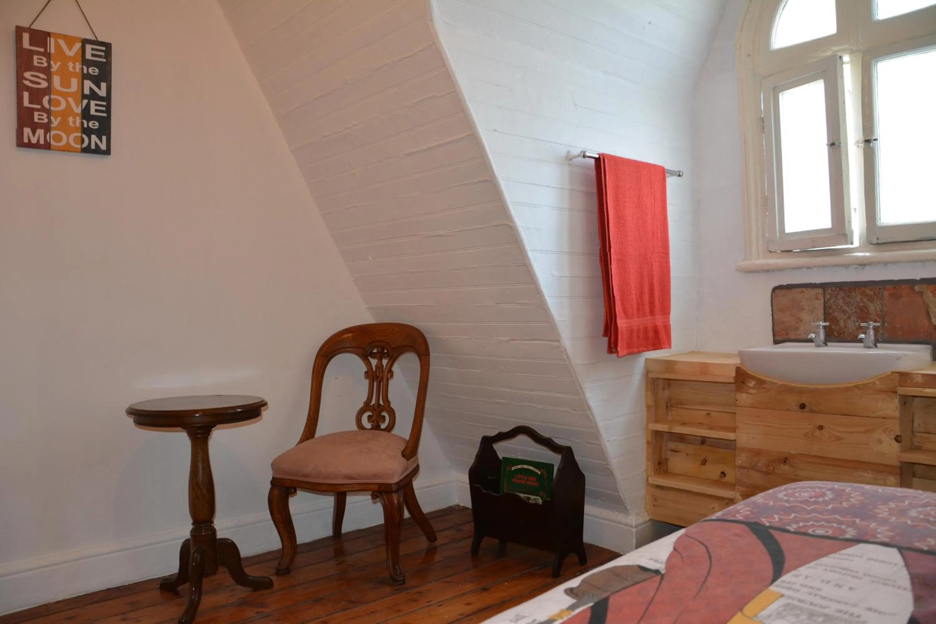 Bed in Urban Hive Backpackers