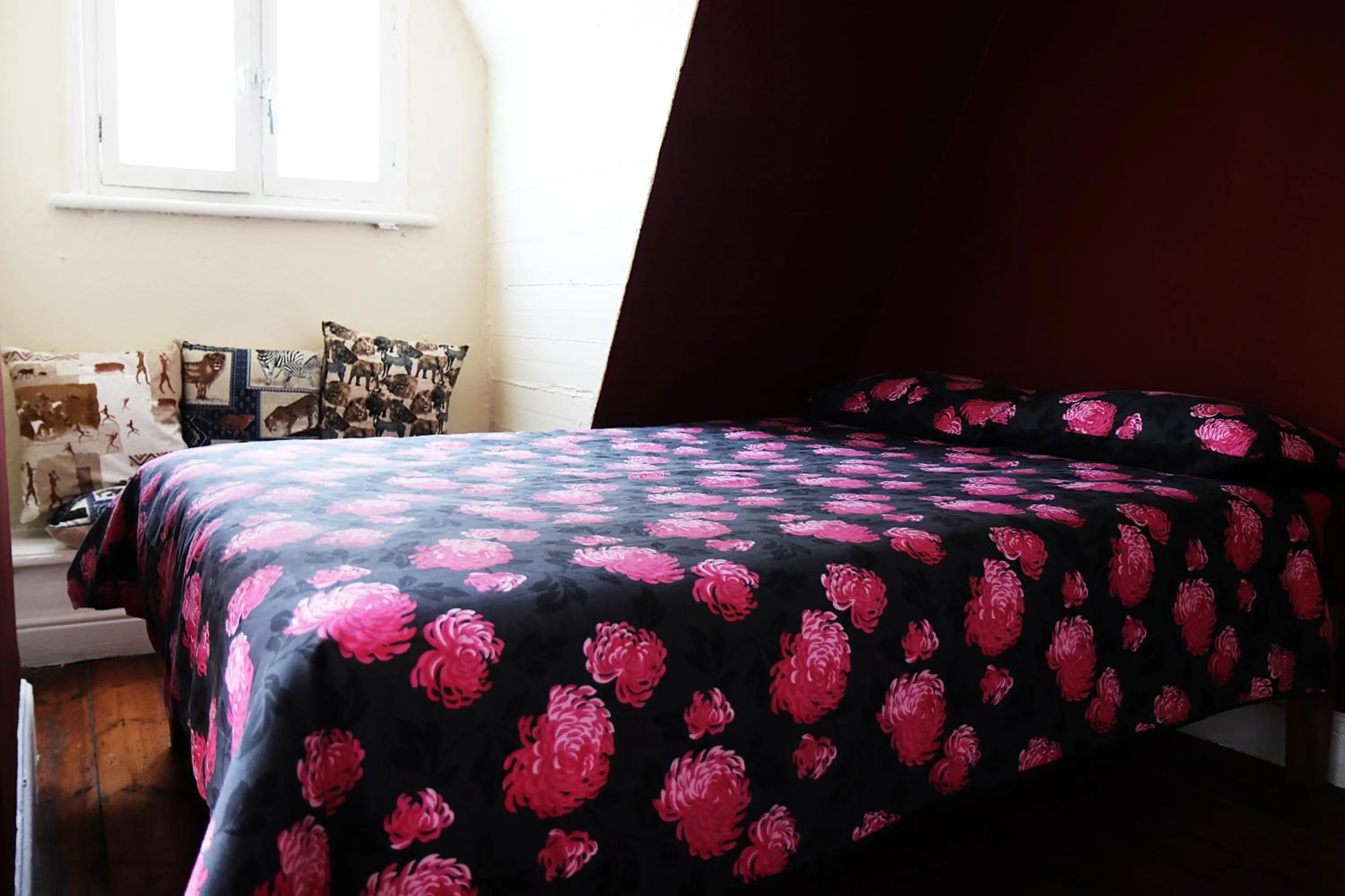 Bed in Urban Hive Backpackers