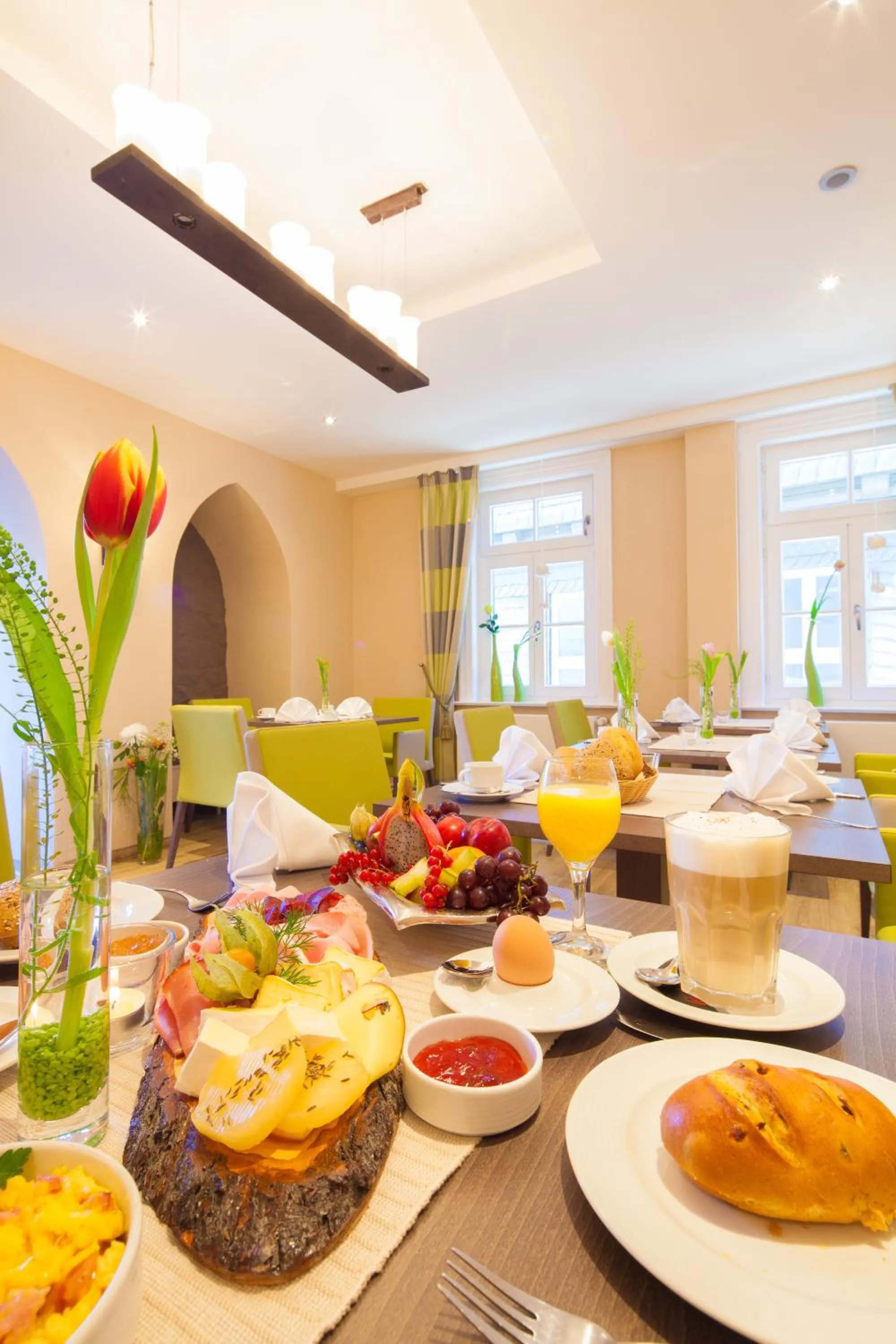 Restaurant/places to eat in GDA Hotel Schwiecheldthaus