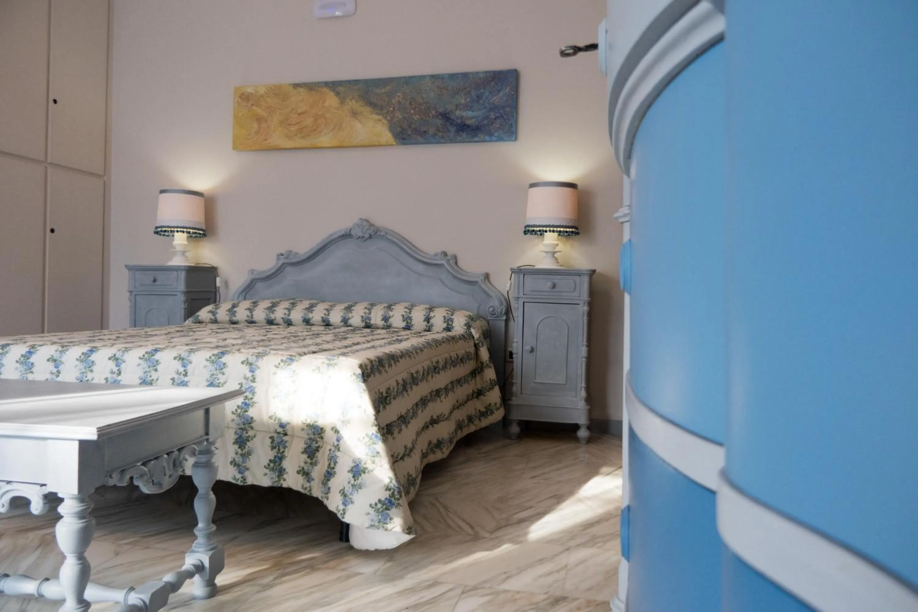 Decorative detail in Yucca Camere & Suite