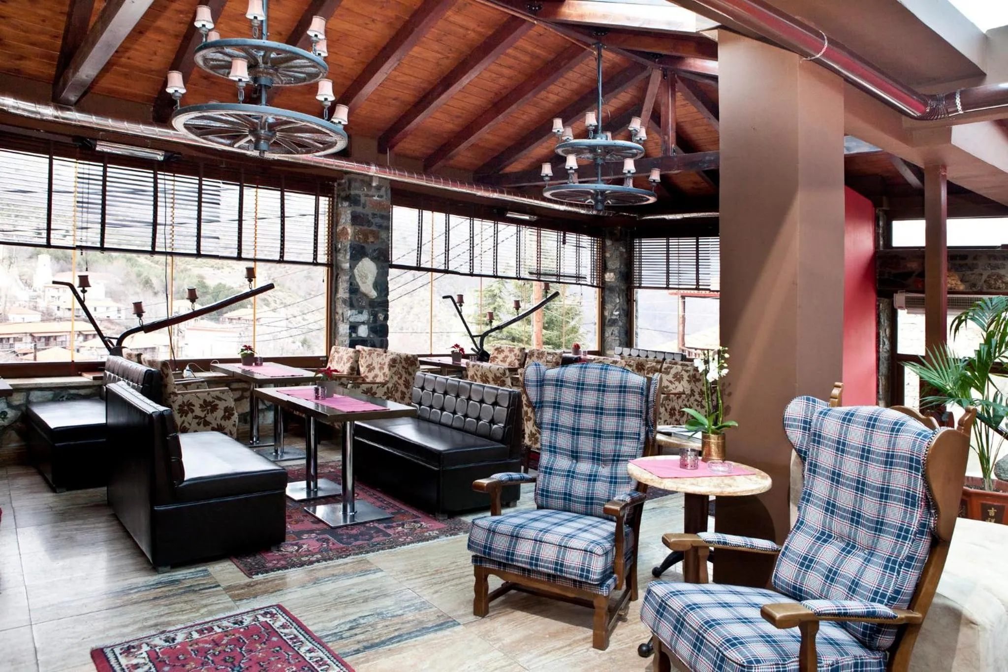 Lounge or bar in Chalet Lithos