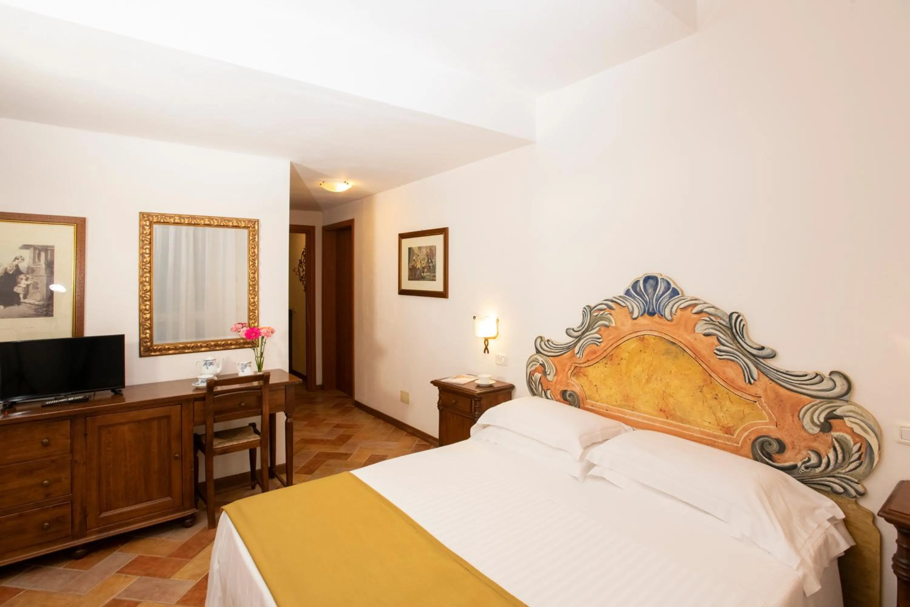 Bed in Borgo San Antonio & Borgo San Giuseppe by La Principina