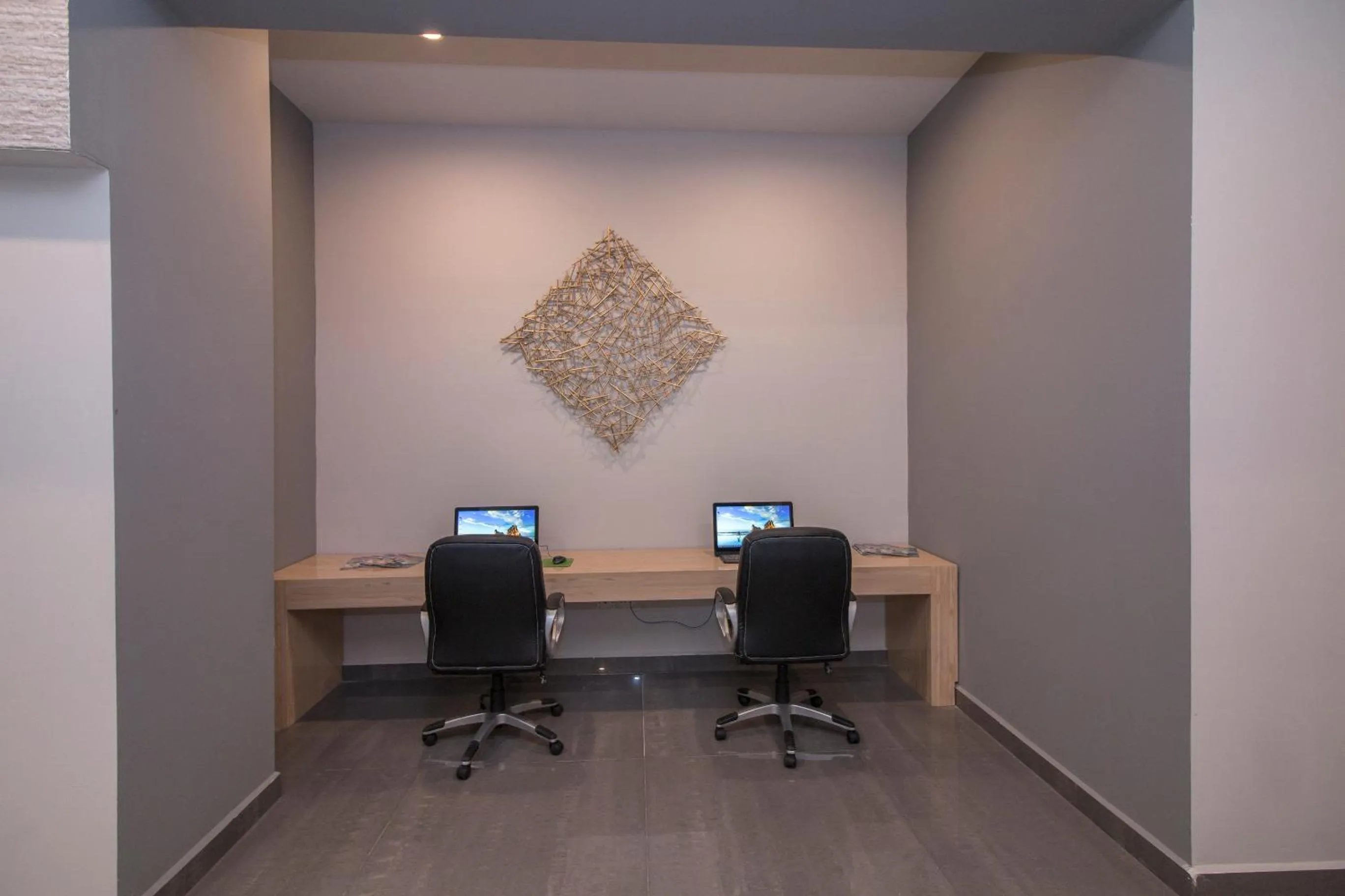 Business facilities in CHN Hotel Monterrey Aeropuerto, Trademark by Wyndham