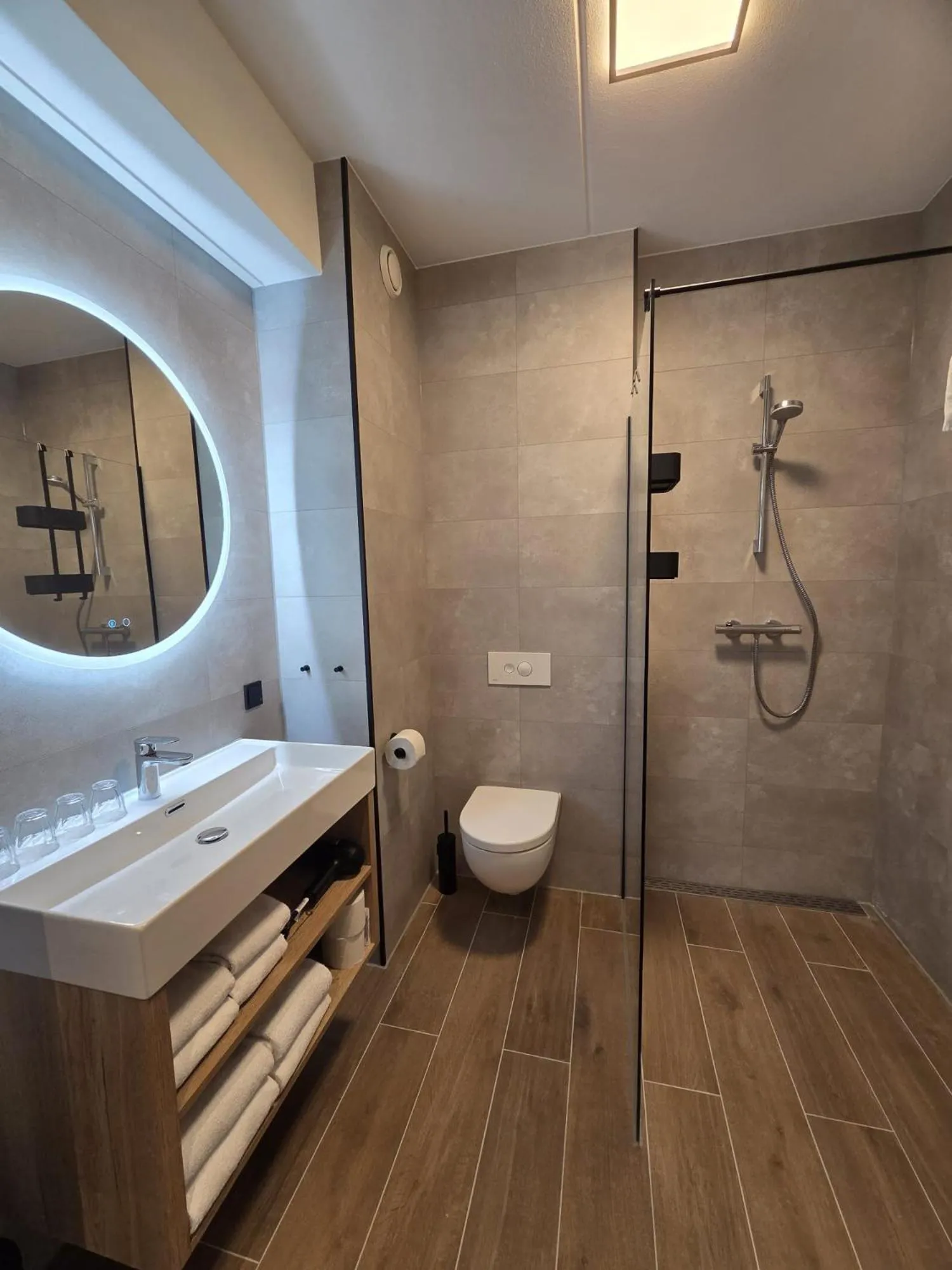 Bathroom in Hotel De Bonte Wever Assen