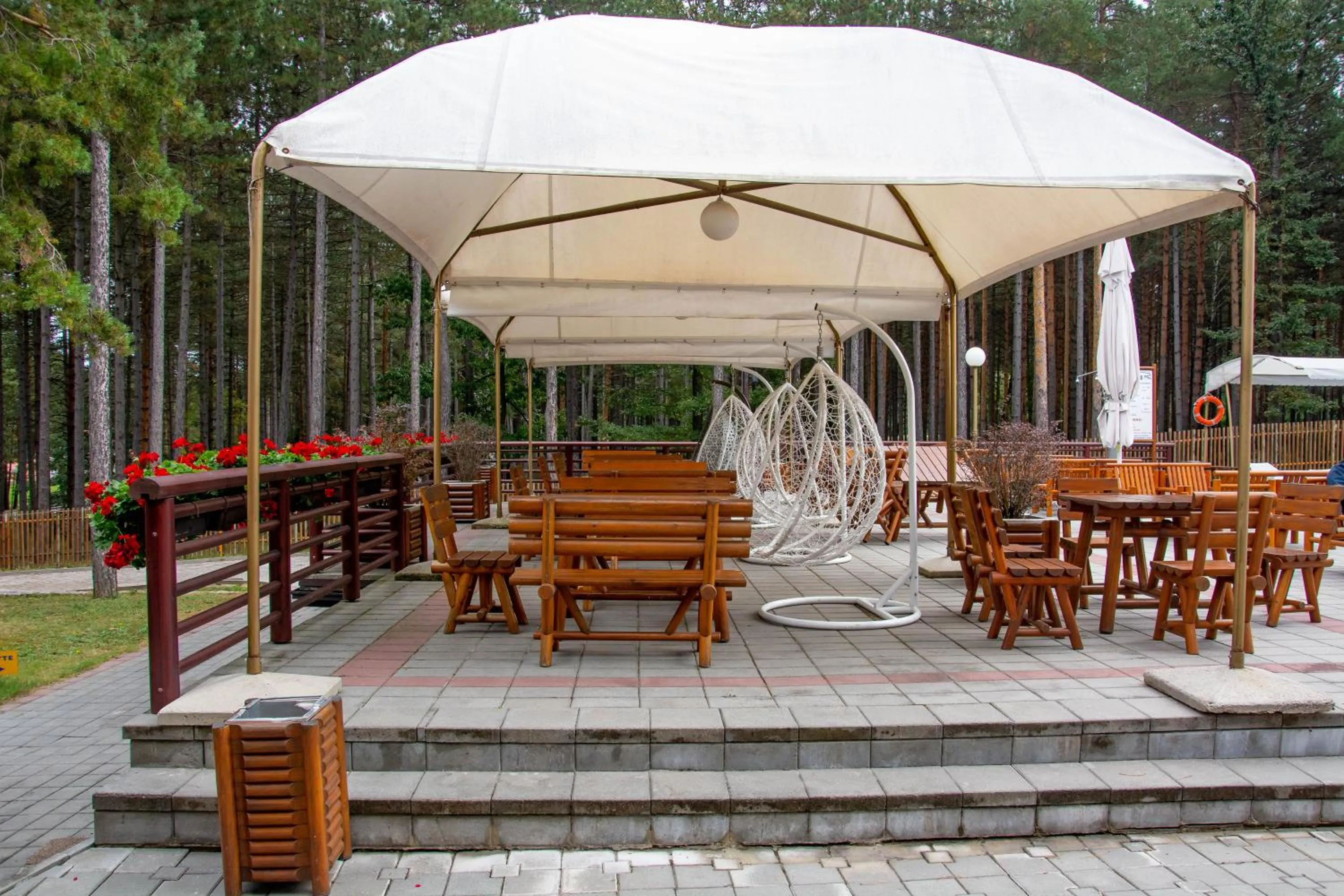 Restaurant/places to eat in Hotel Zlatiborska Noc