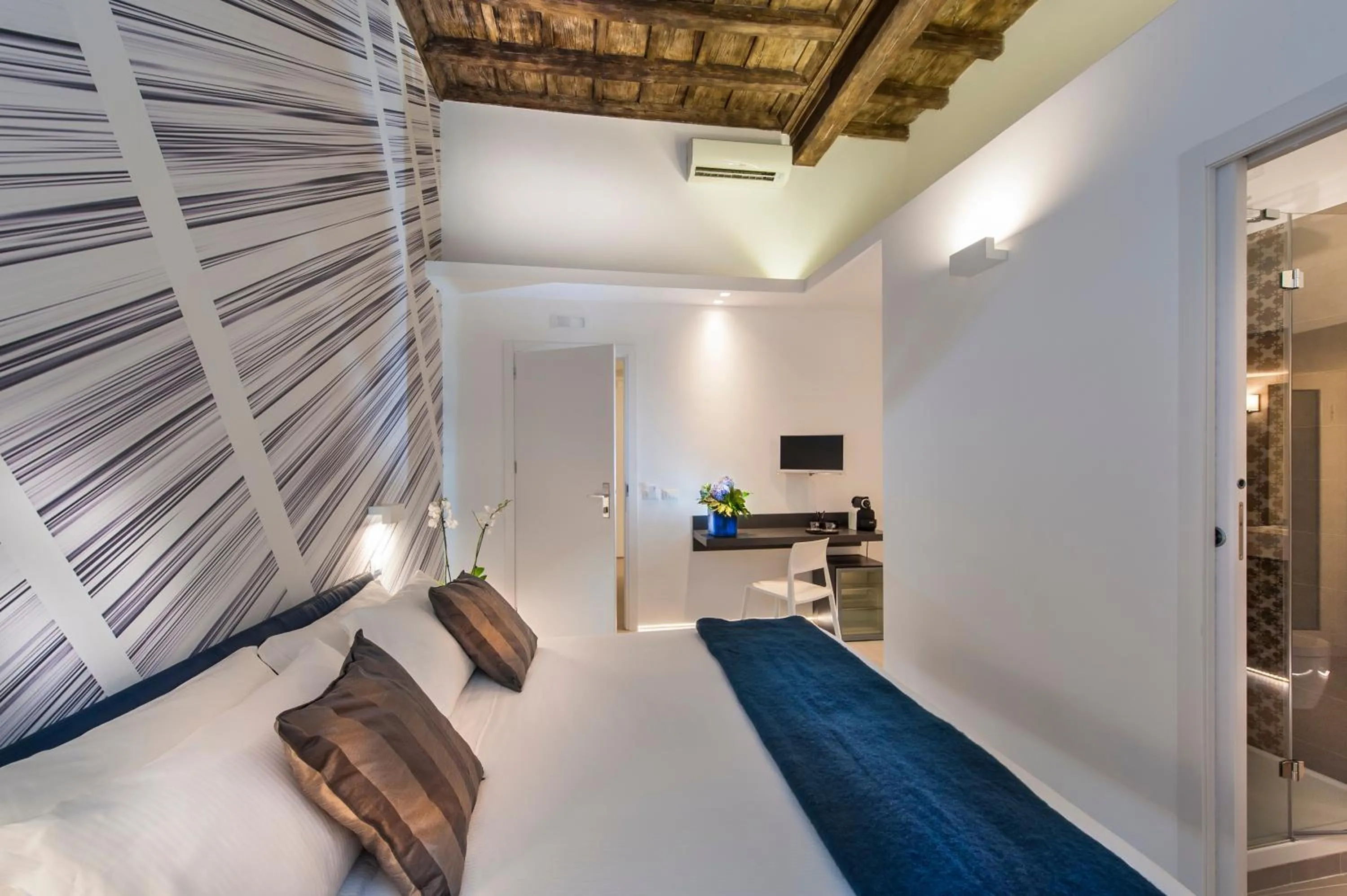 Bedroom, Bed in First Floor - Boutique Hotel