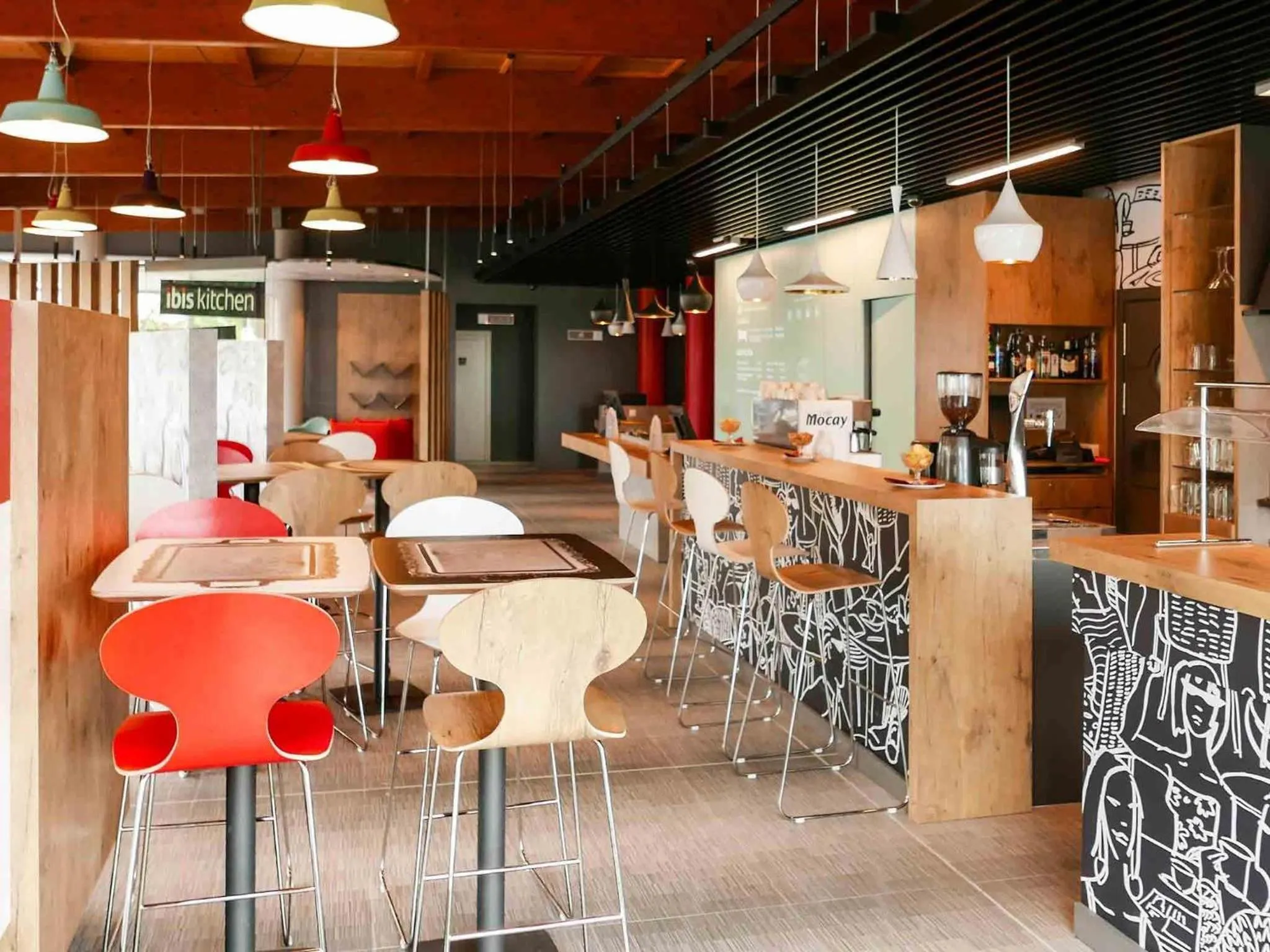 Restaurant/places to eat in Ibis Hotel Alicante