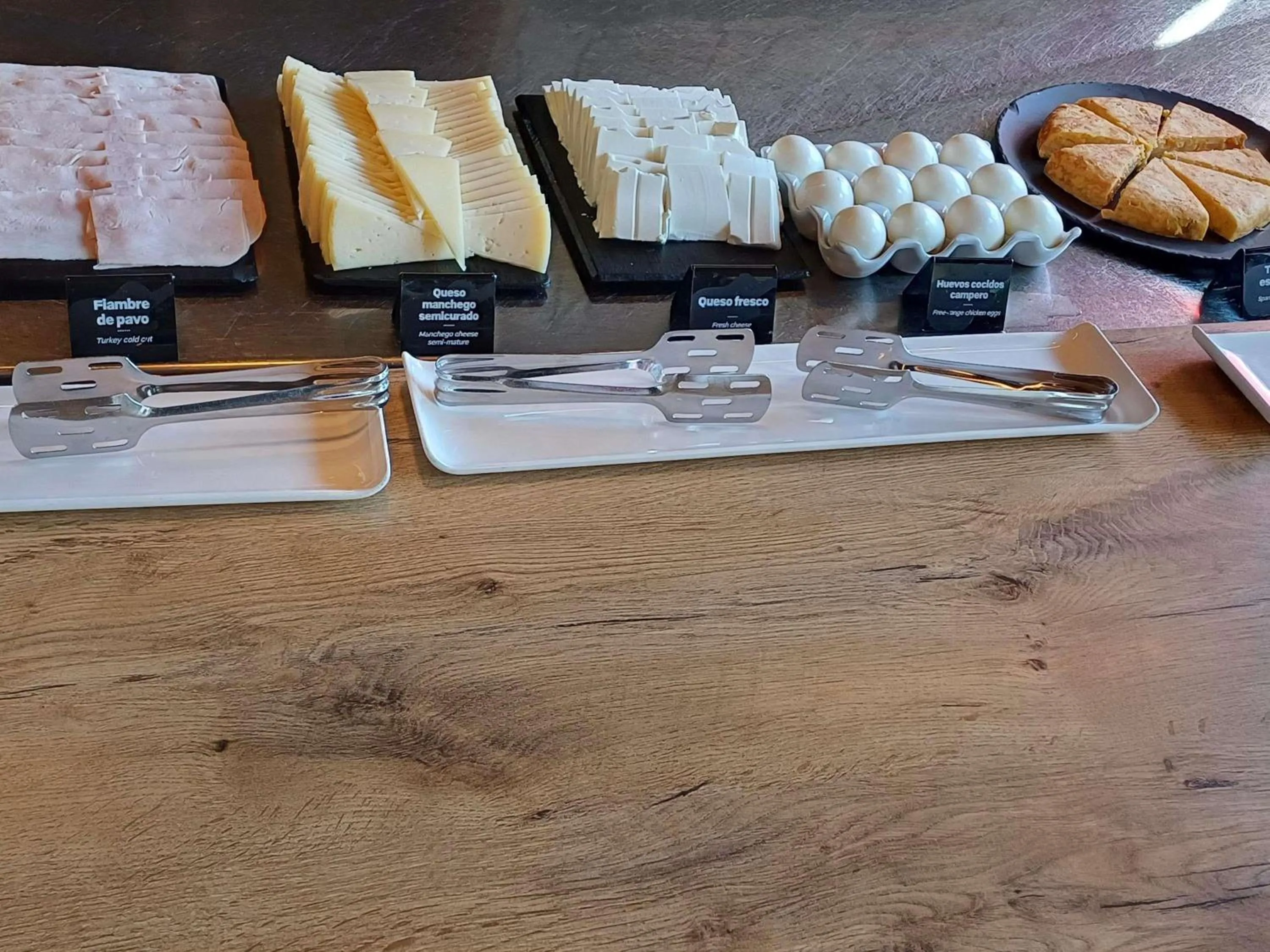 Breakfast in Ibis Hotel Alicante