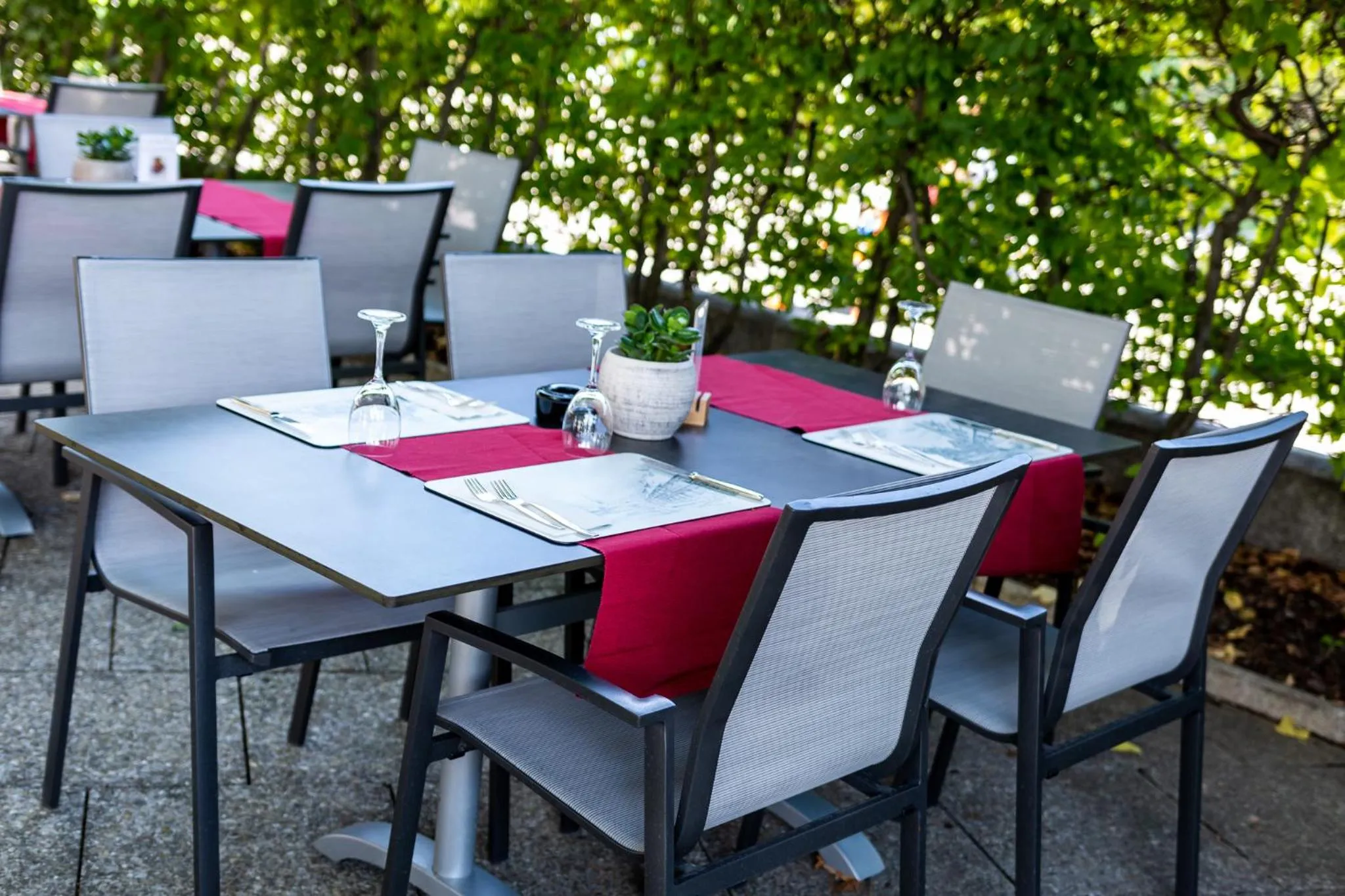 Restaurant/places to eat in Gasthaus zum Goldenen Kreuz