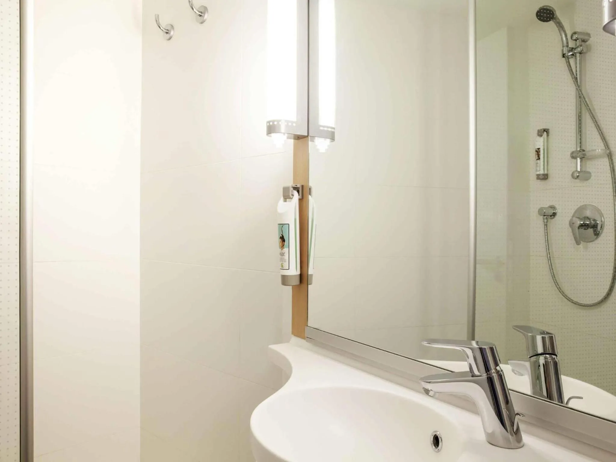 Bedroom in Ibis Cornella