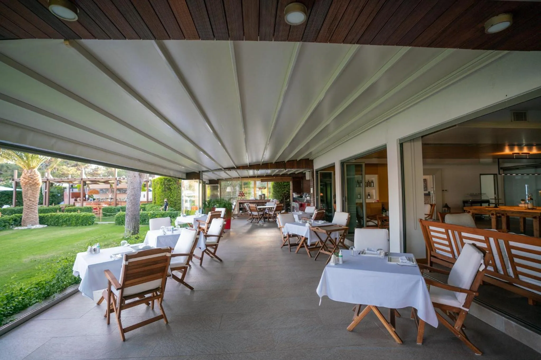 Restaurant/places to eat in Ortunc Hotel - Cunda Island (Adult Only)