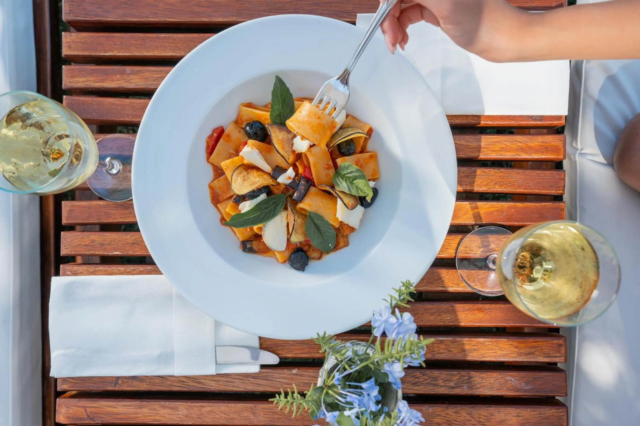 Restaurant/places to eat in Ortunc Hotel - Cunda Island (Adult Only)