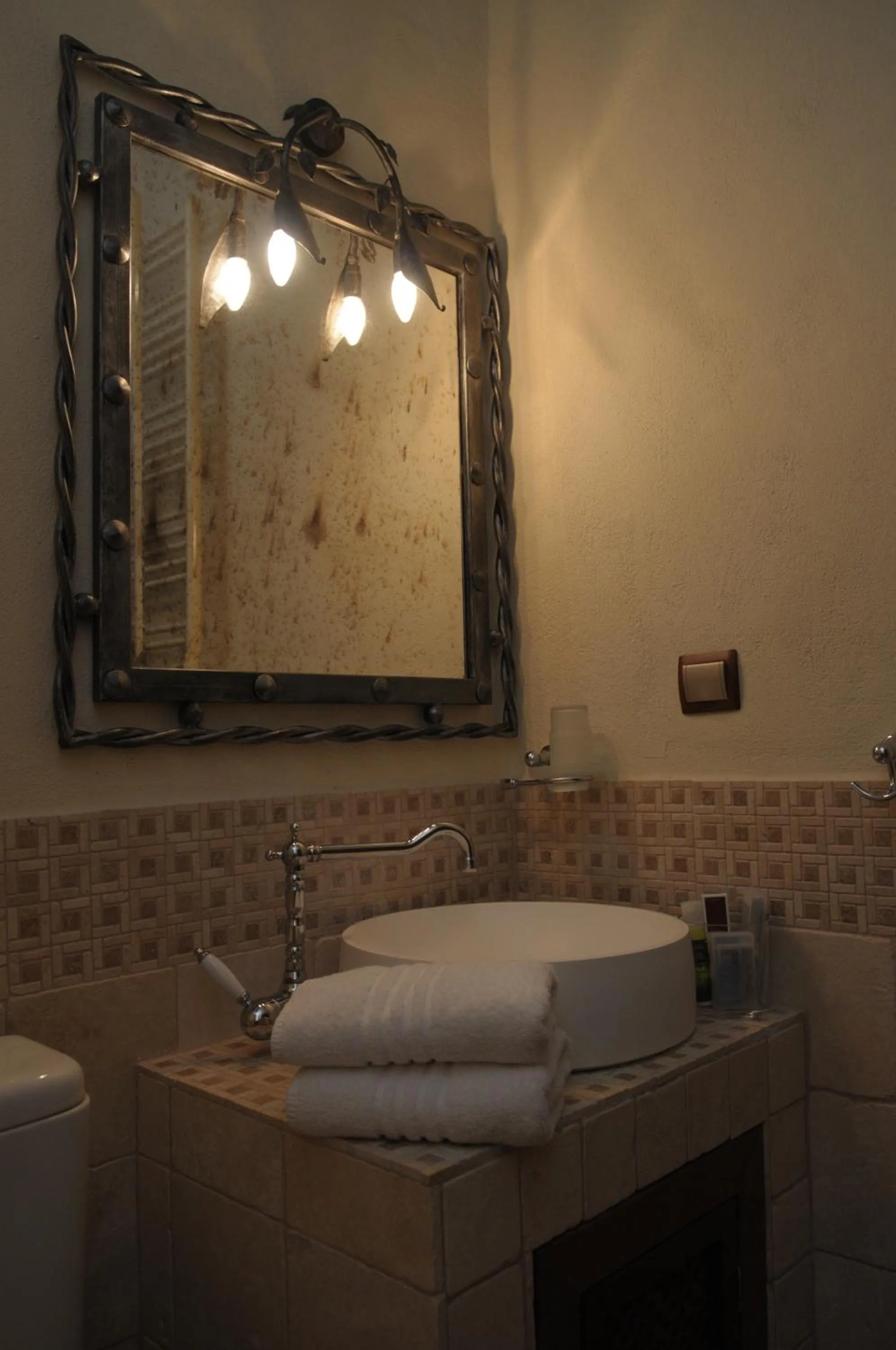 Bathroom in Roes Suites