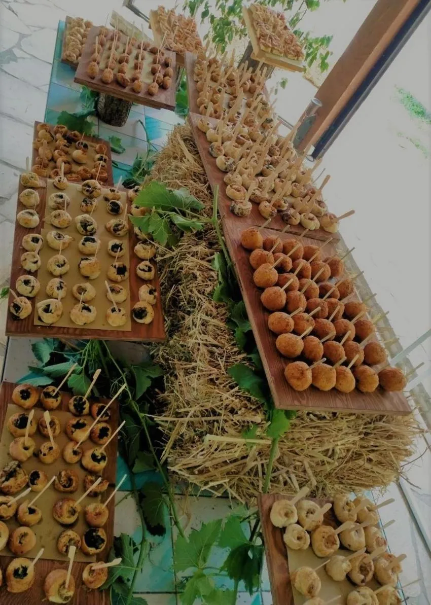 Food and drinks in Colle San Mauro