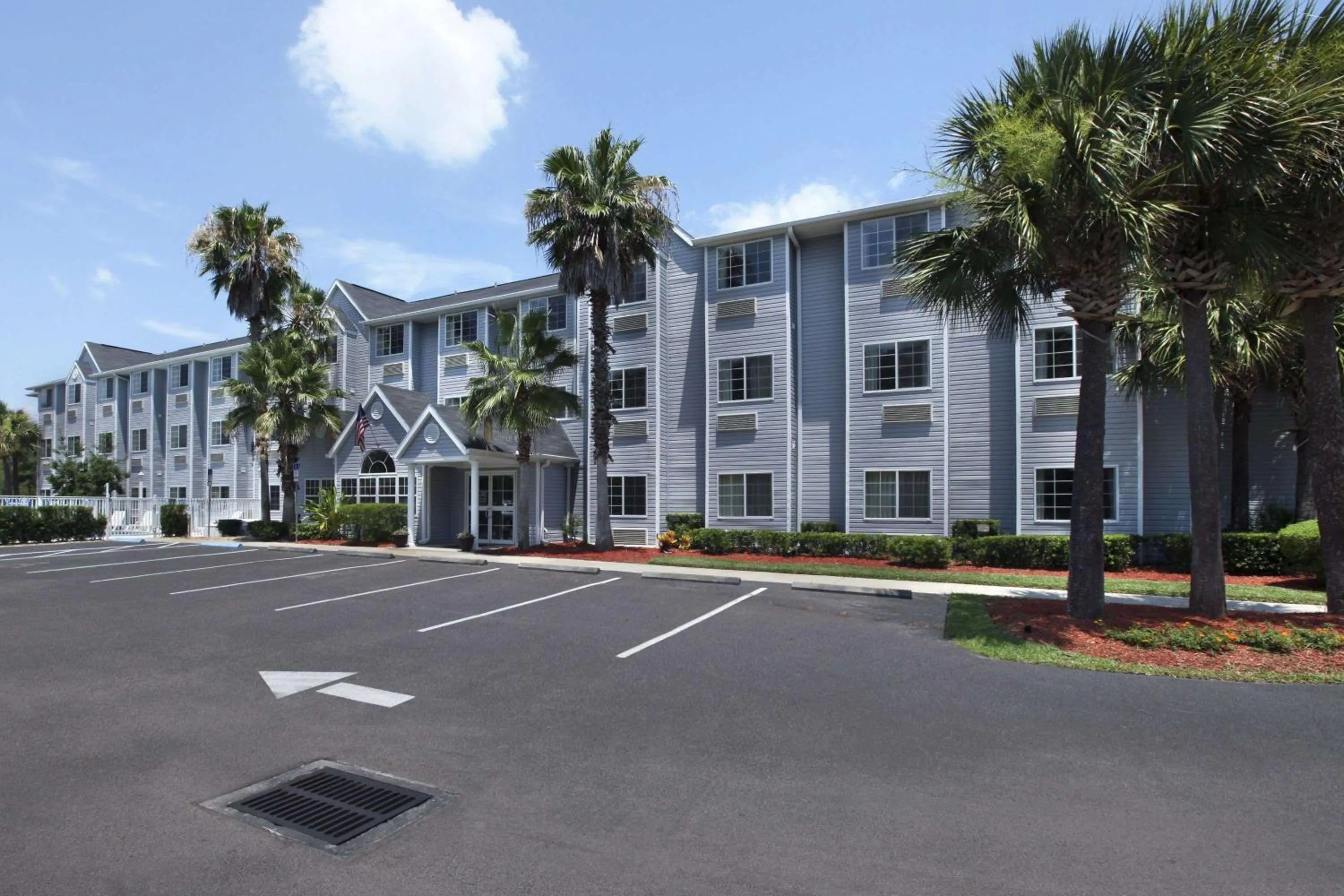 Property building in Microtel Inn & Suites by Wyndham Palm Coast I-95