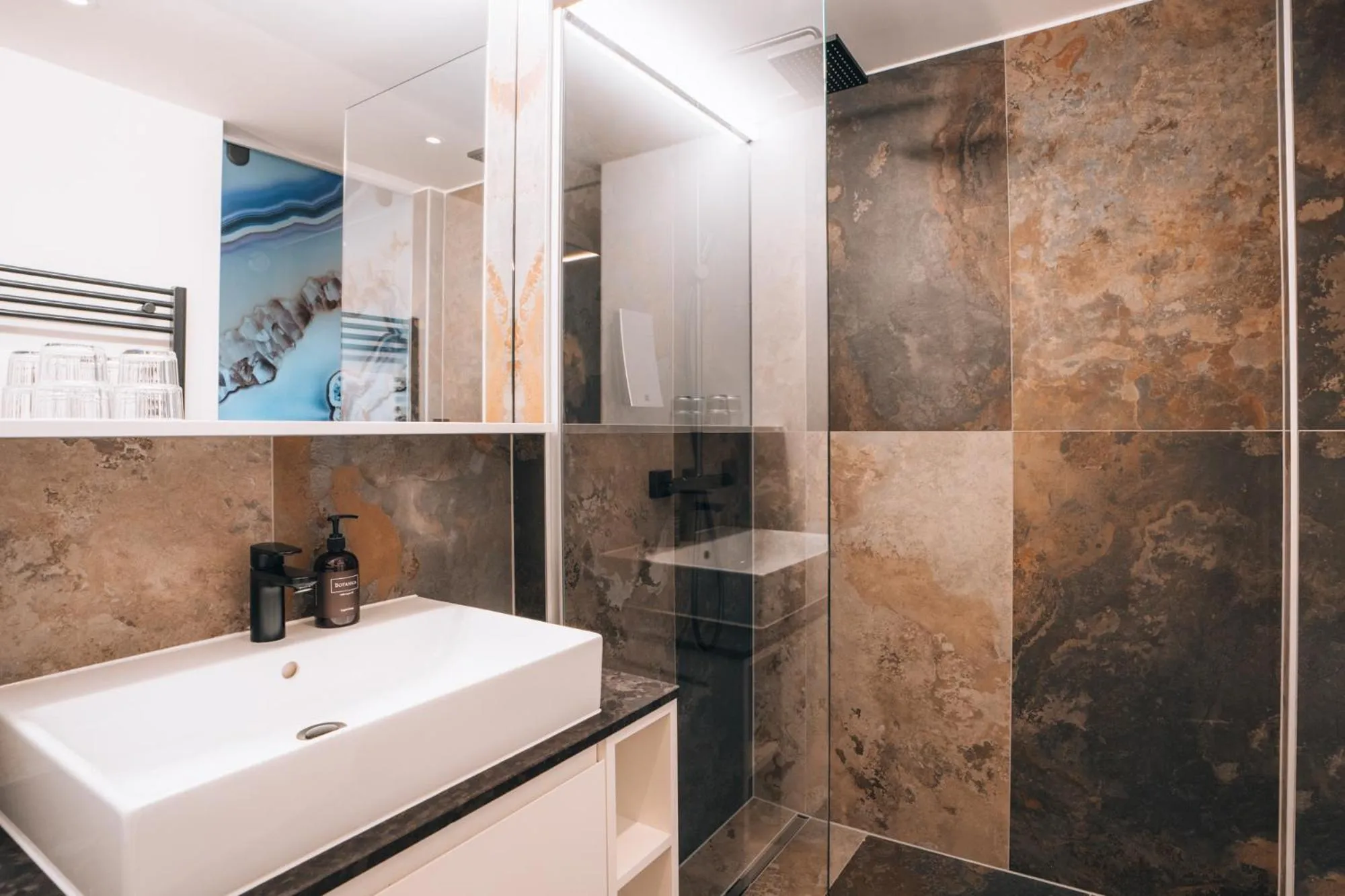 Shower in Hotel Nassereinerhof