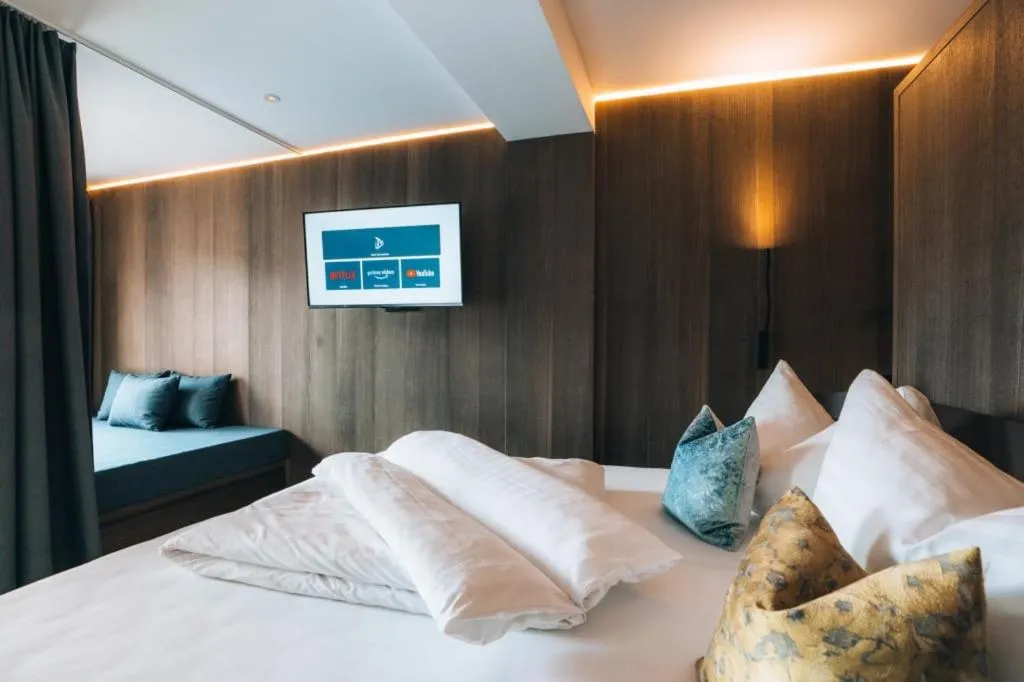 Bed in Hotel Nassereinerhof