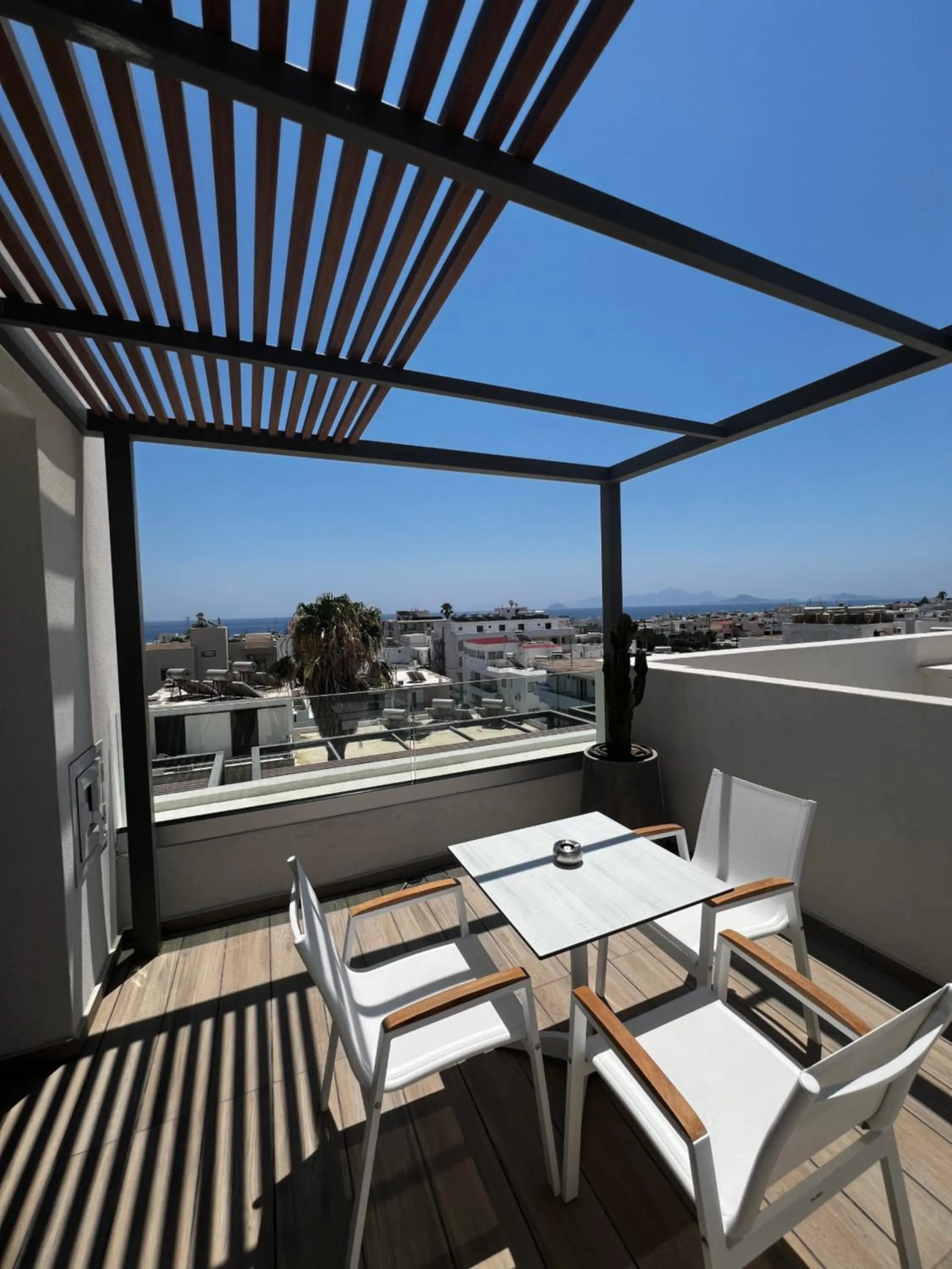 Patio in Agrelli Hotel & Suites