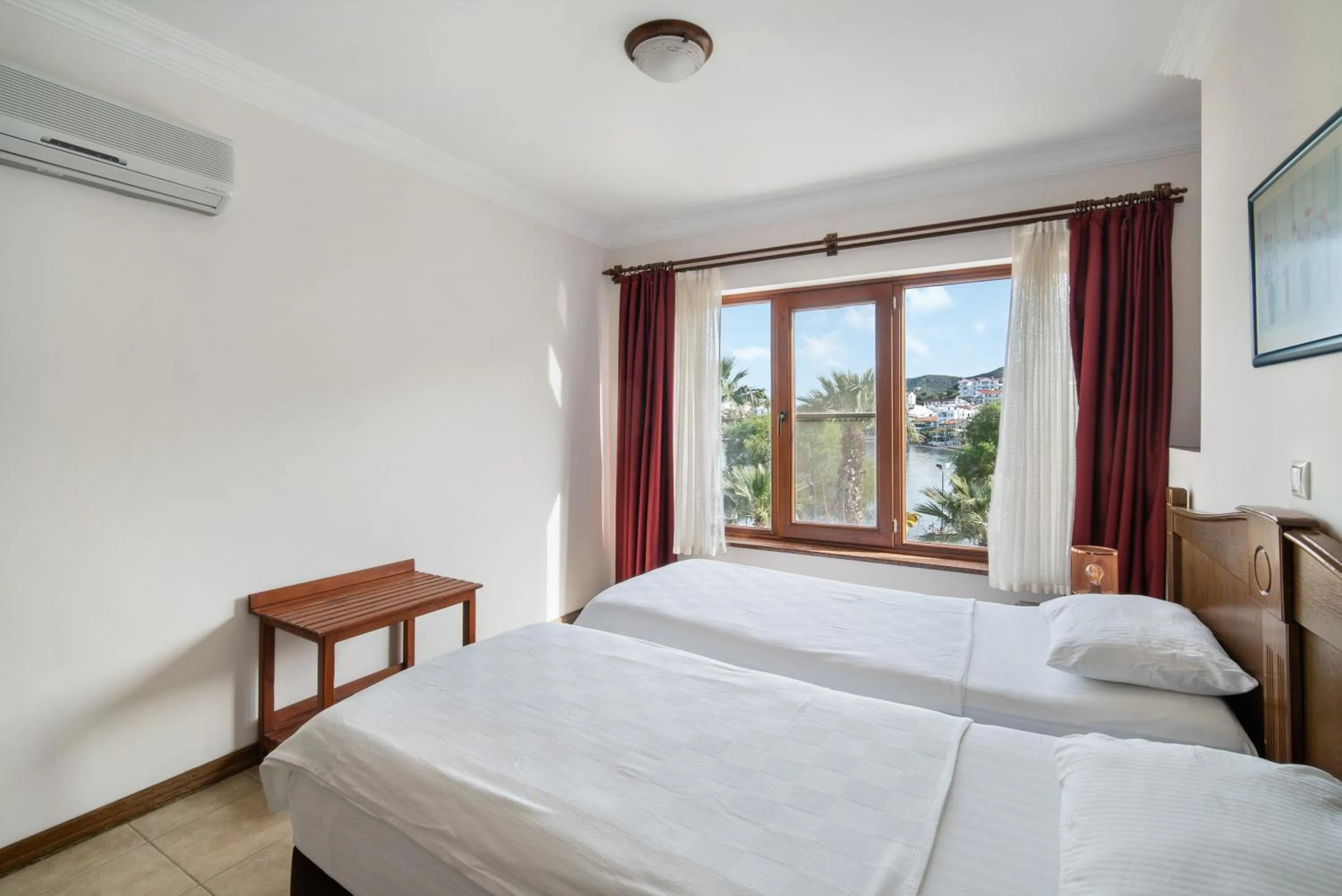 Bed in Fora Apart Hotel