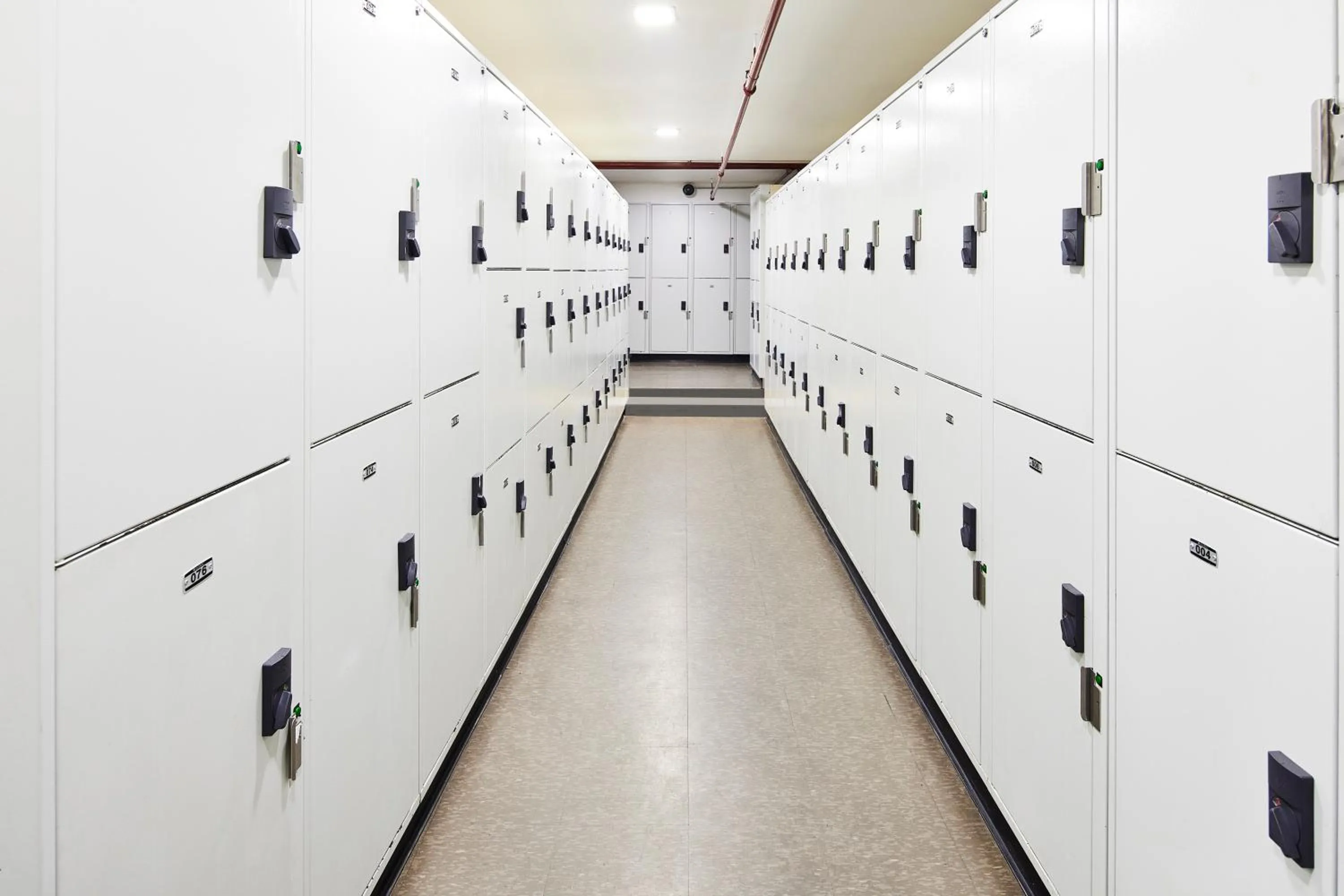 microwave in HI New York City Hostel