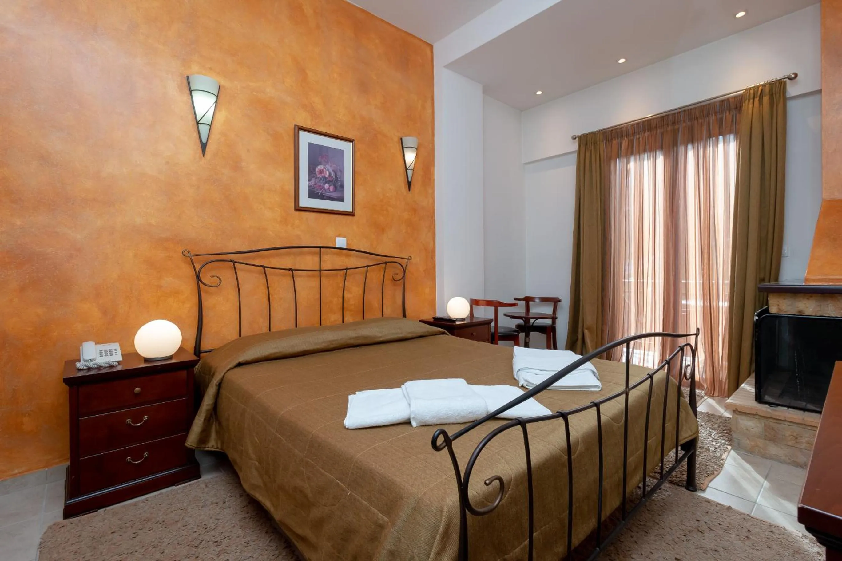 Bed in Ahilion Hotel