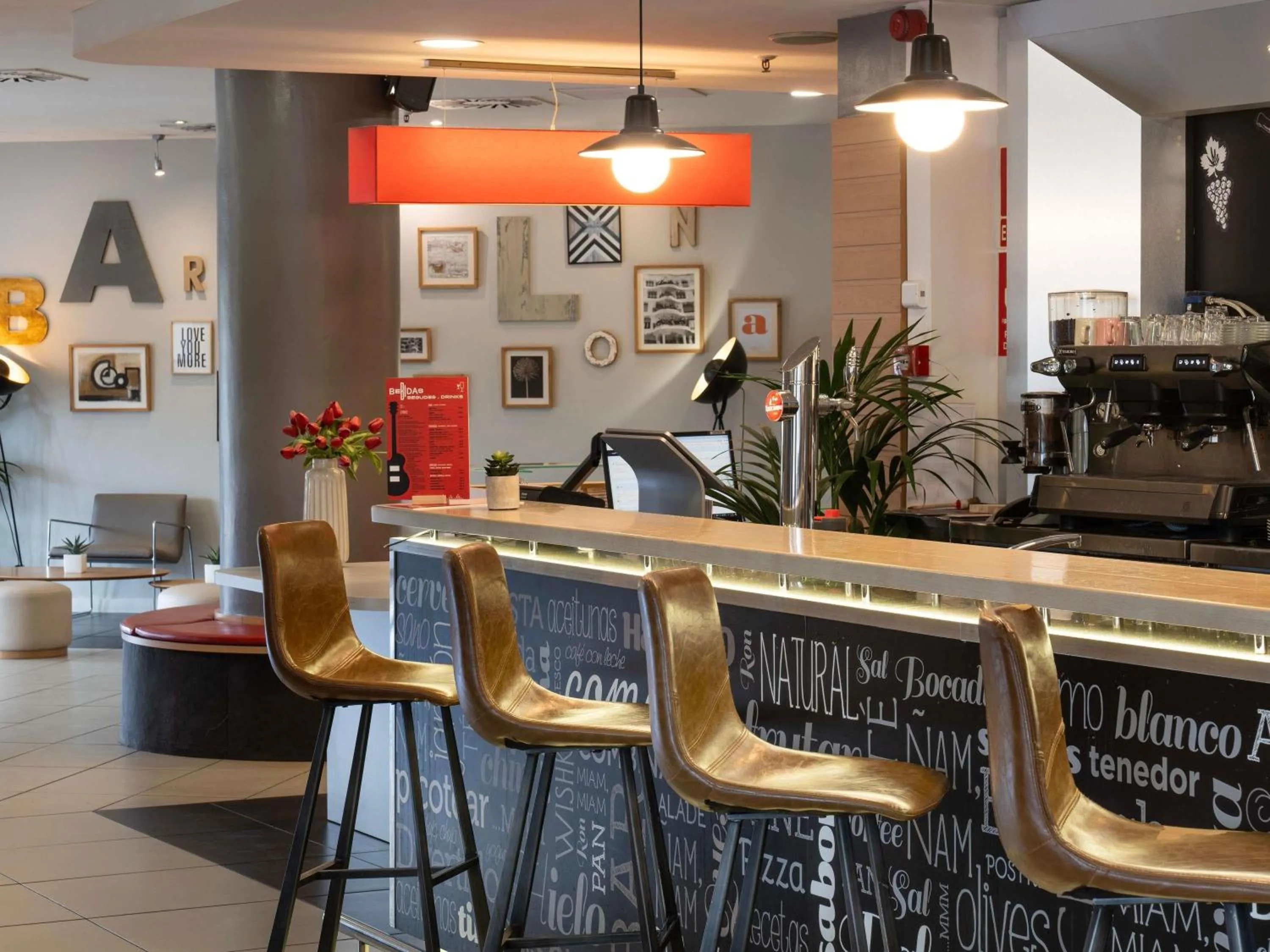 Property building in Ibis Barcelona Meridiana