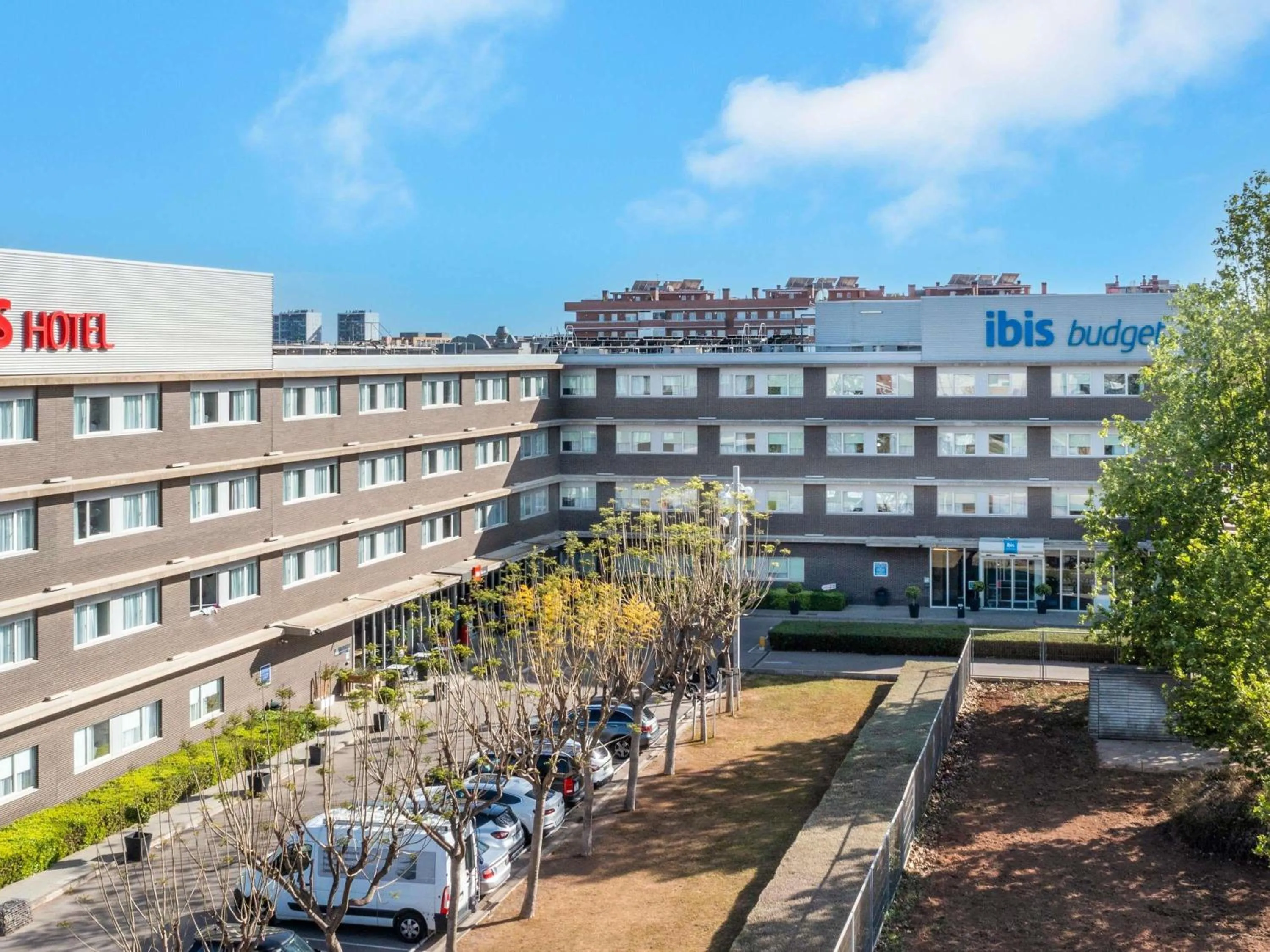 Property building in Ibis Barcelona Aeropuerto Viladecans