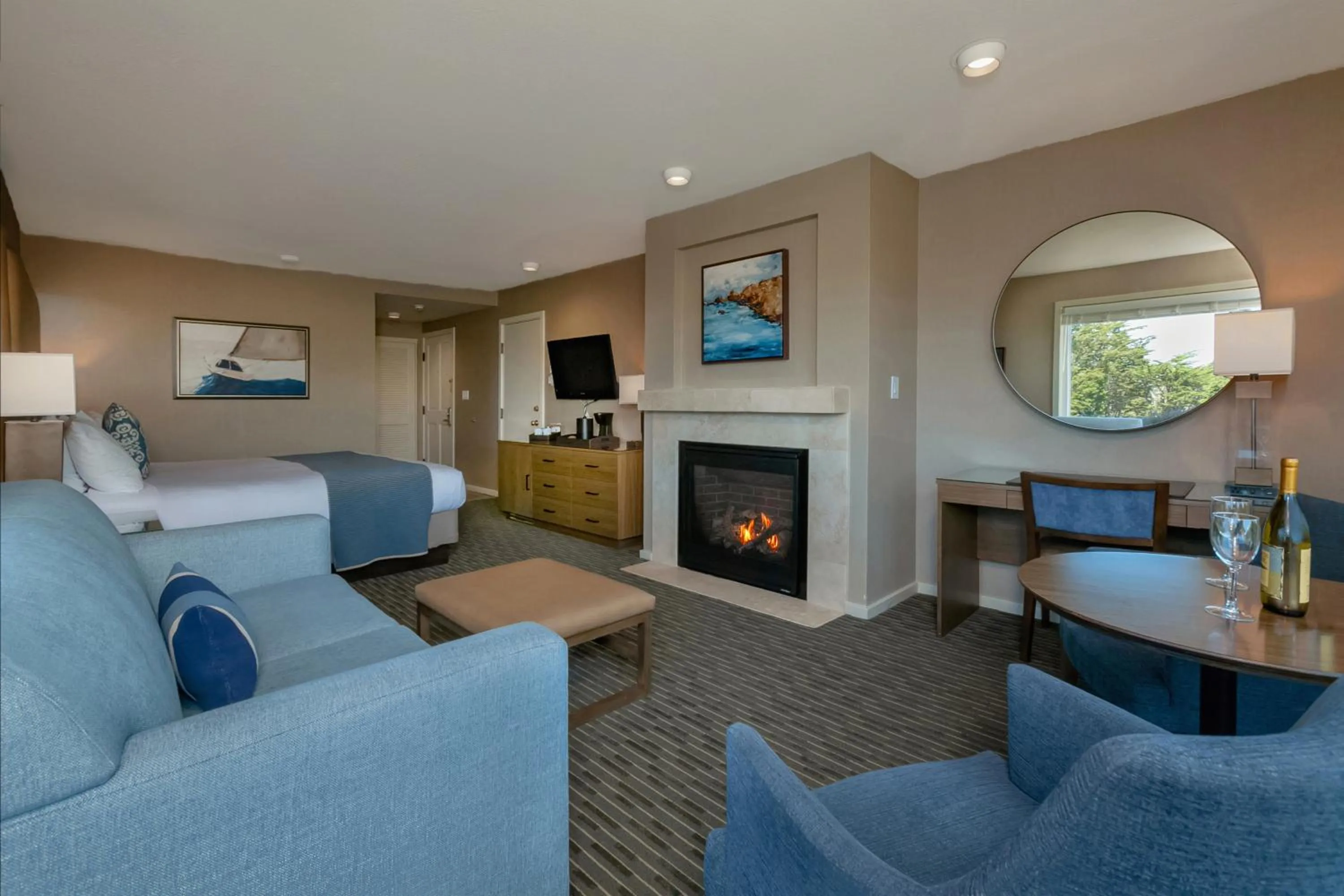 TV and multimedia in The Inn at the Tides