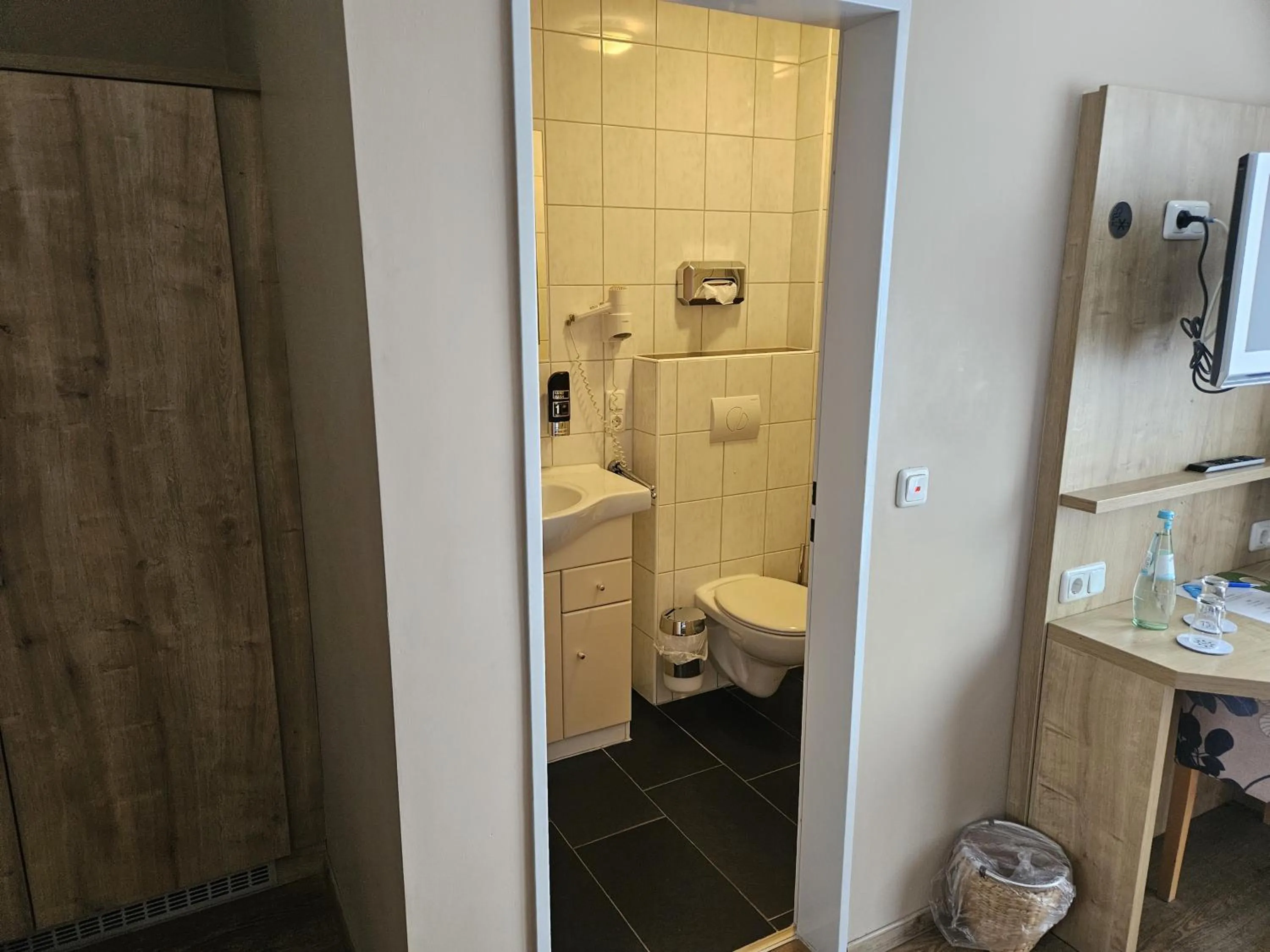 Shower in Hotel Pension Am Hafen