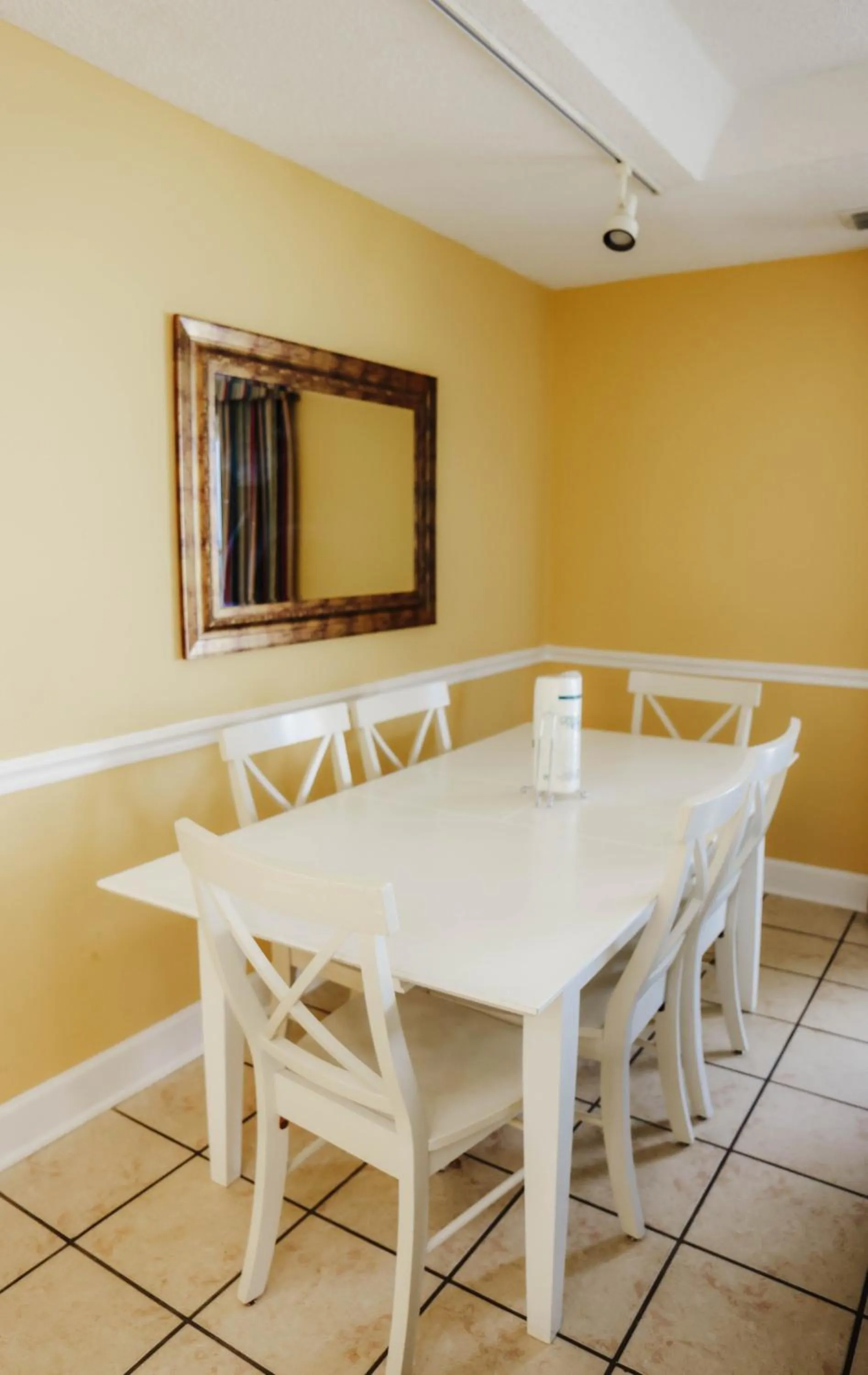 Dining area in Ocean Club Resort Myrtle Beach a Ramada by Wyndham