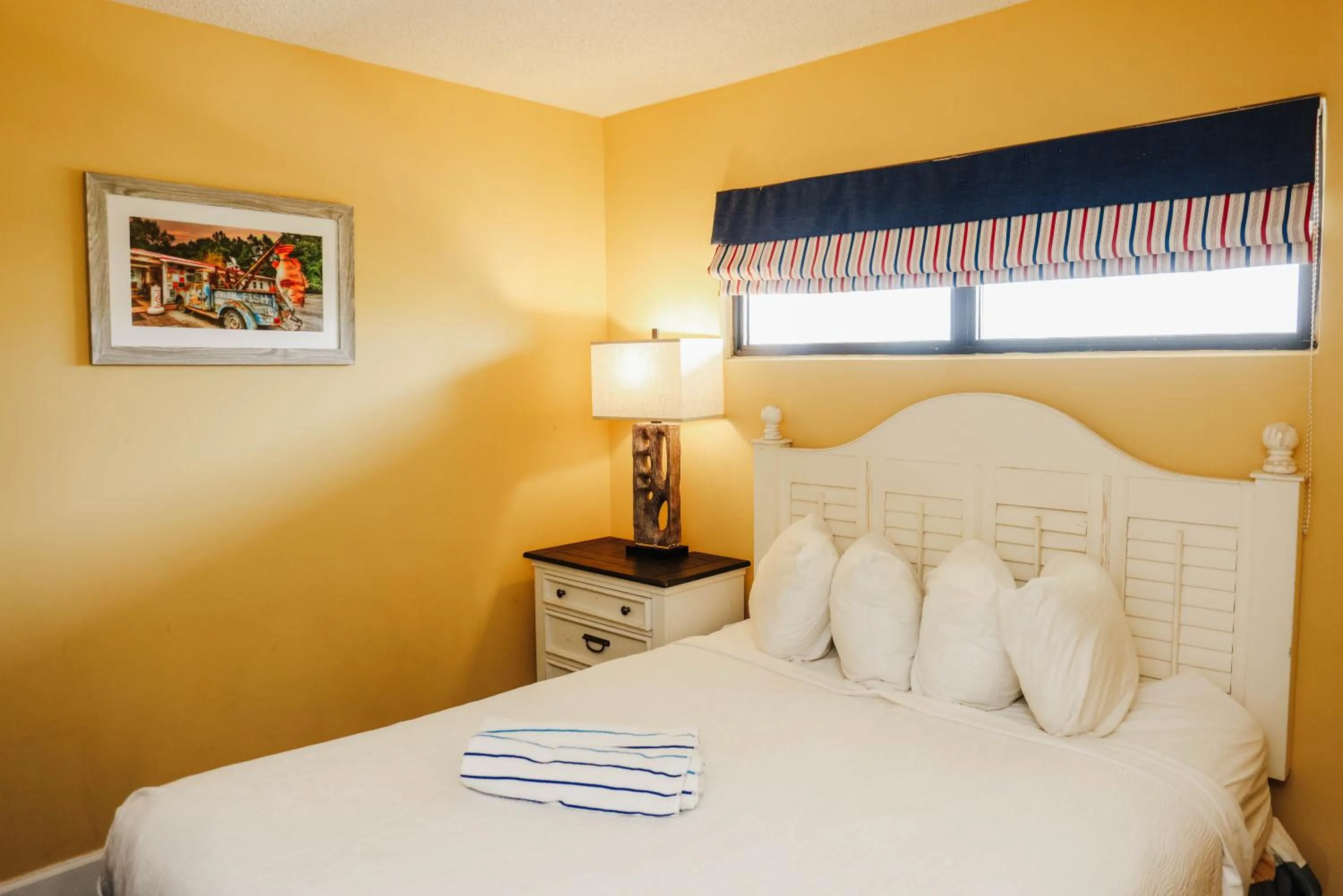 Bed in Ocean Club Resort Myrtle Beach a Ramada by Wyndham