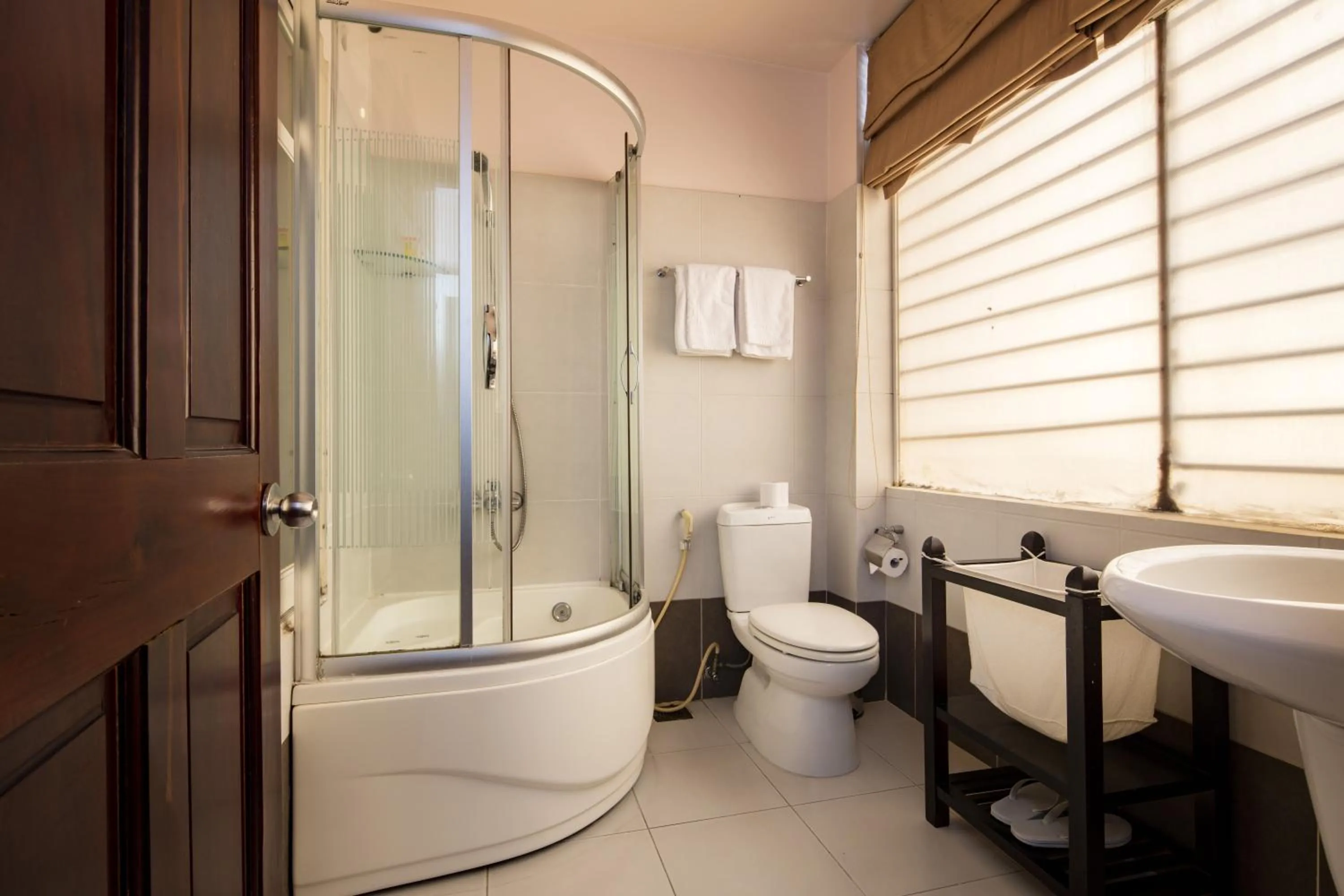 Bathroom in Vien Dong District 7 Phu My Hung