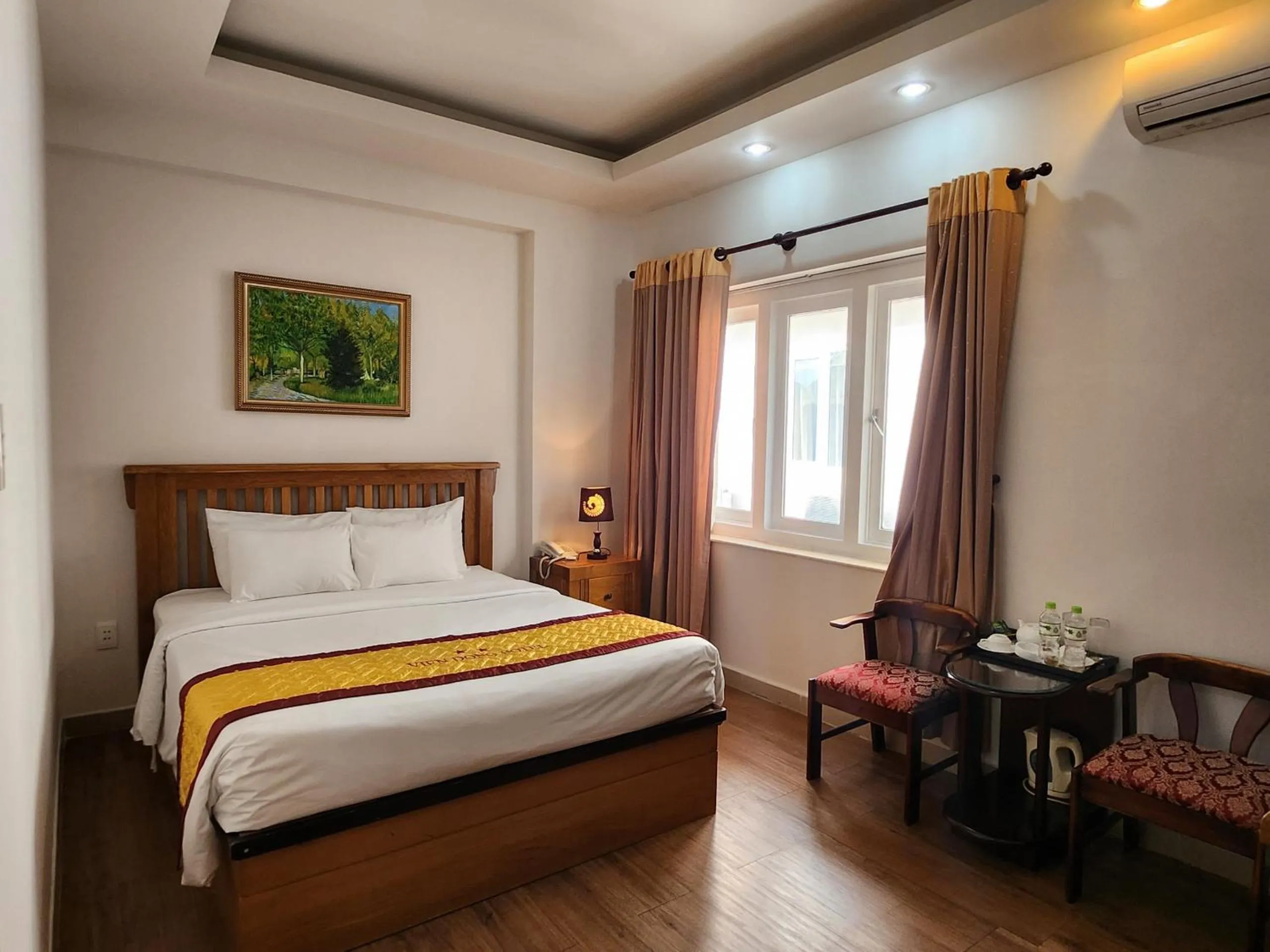 Bed in Vien Dong District 7 Phu My Hung