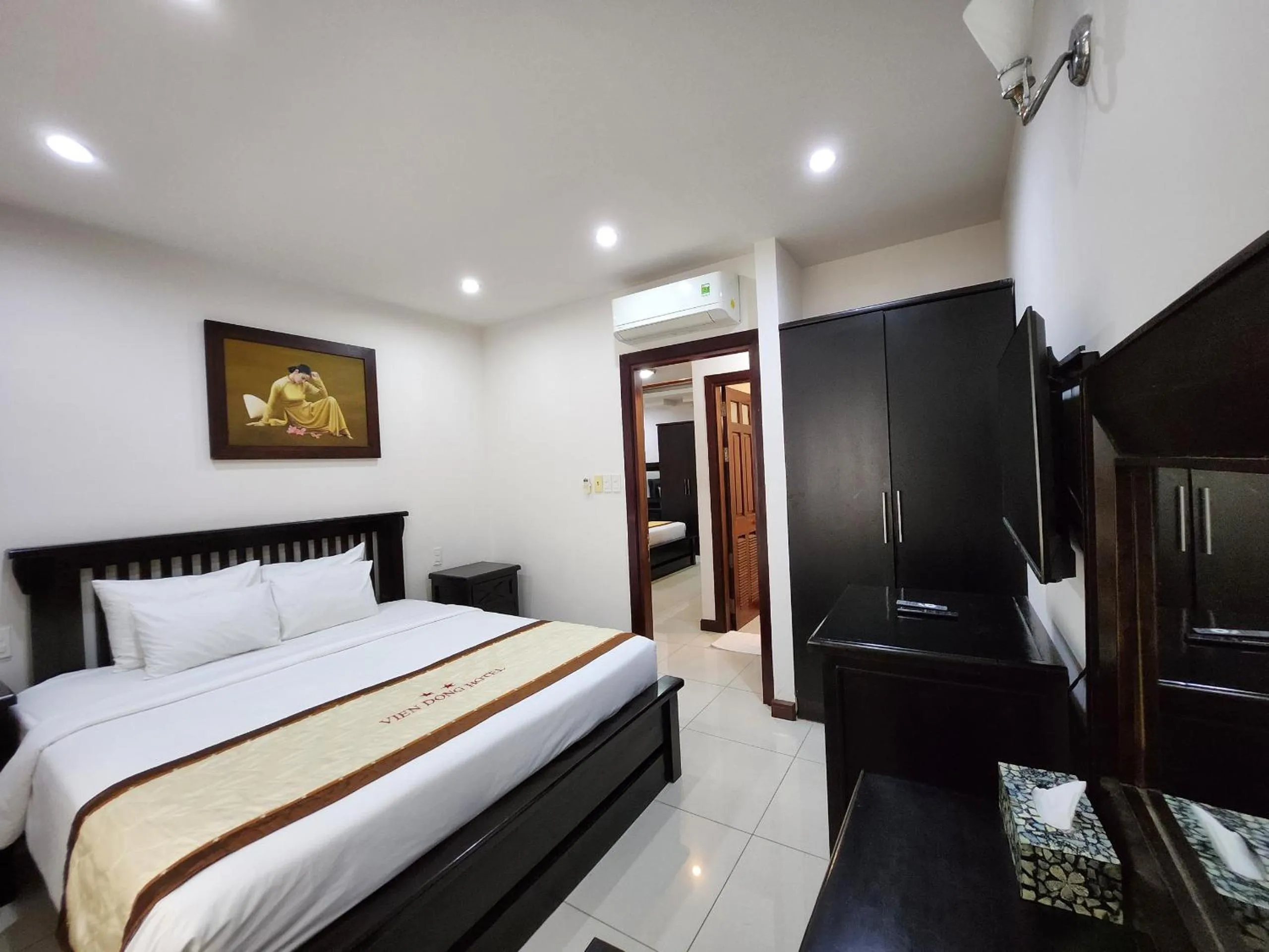 Bed in Vien Dong District 7 Phu My Hung