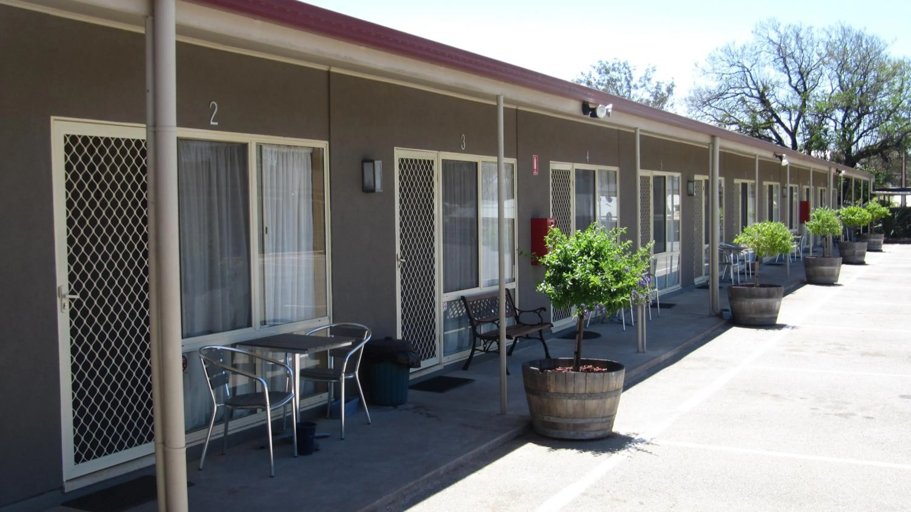 Property building in Augusta Courtyard Motel
