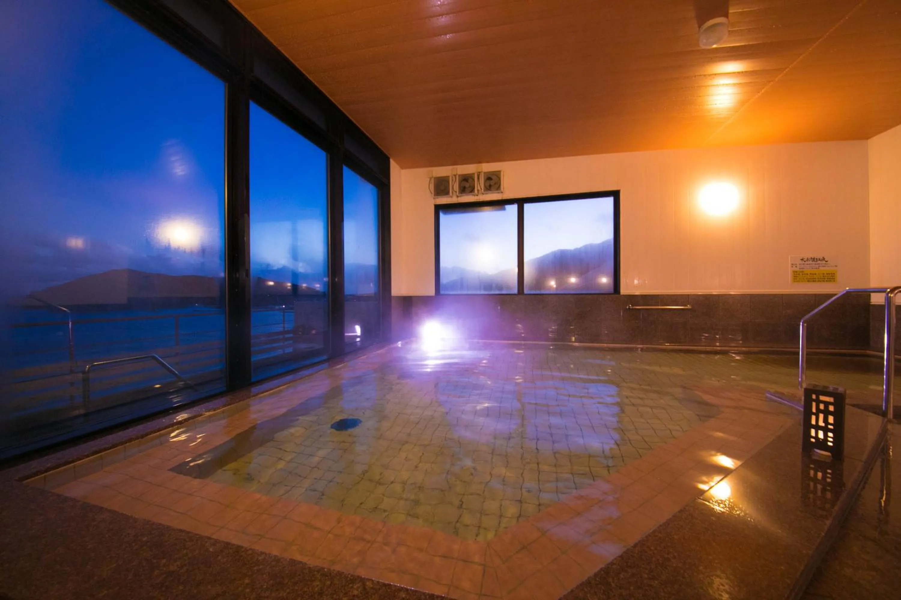 Hot Spring Bath in Ofunato Onsen