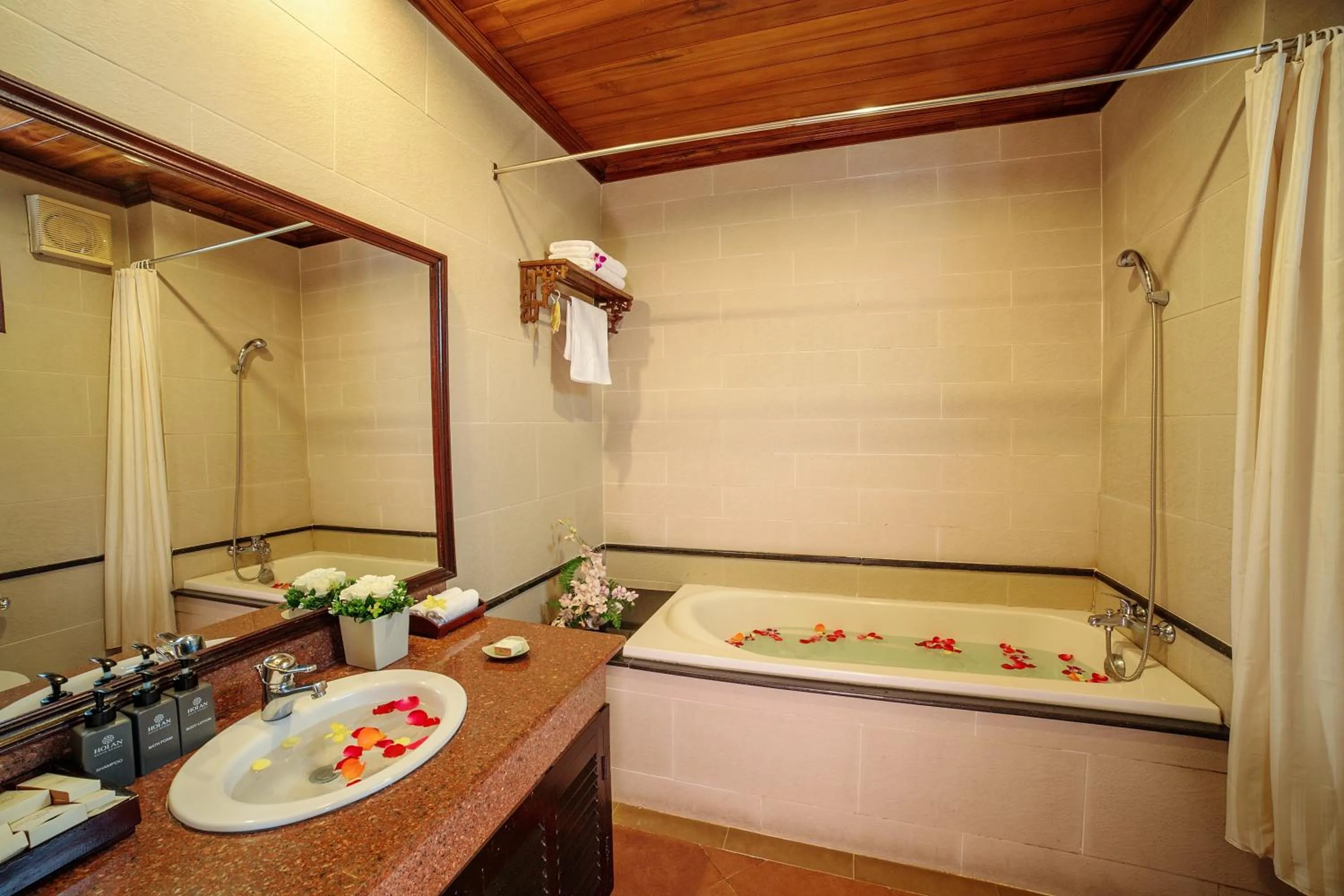 Bathroom in Hoi An Beach Resort